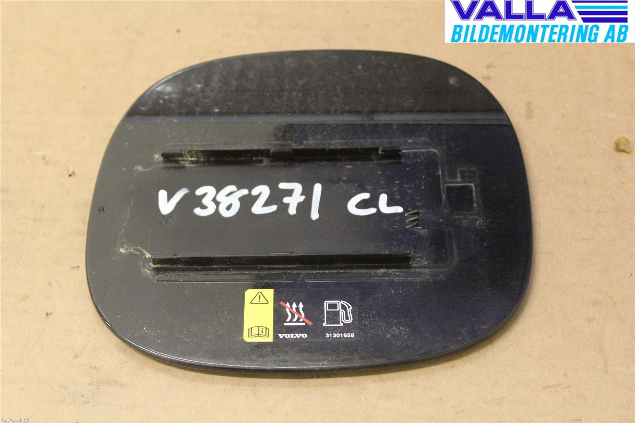 Volvo V60 11-13 Drivstoff Tankluke