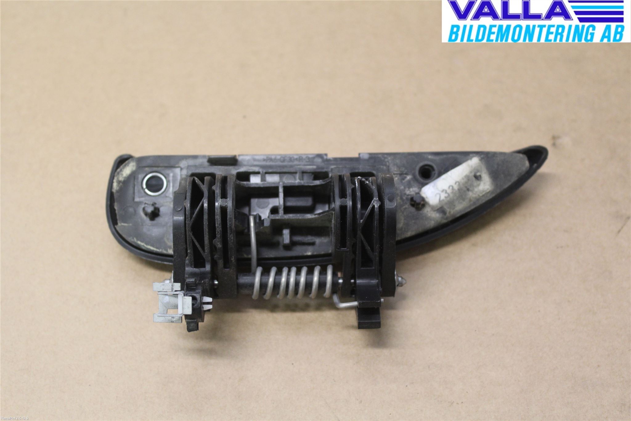 Dacia SANDERO/STEPWAY 13-20 Dørhandtak Ytre Høyre