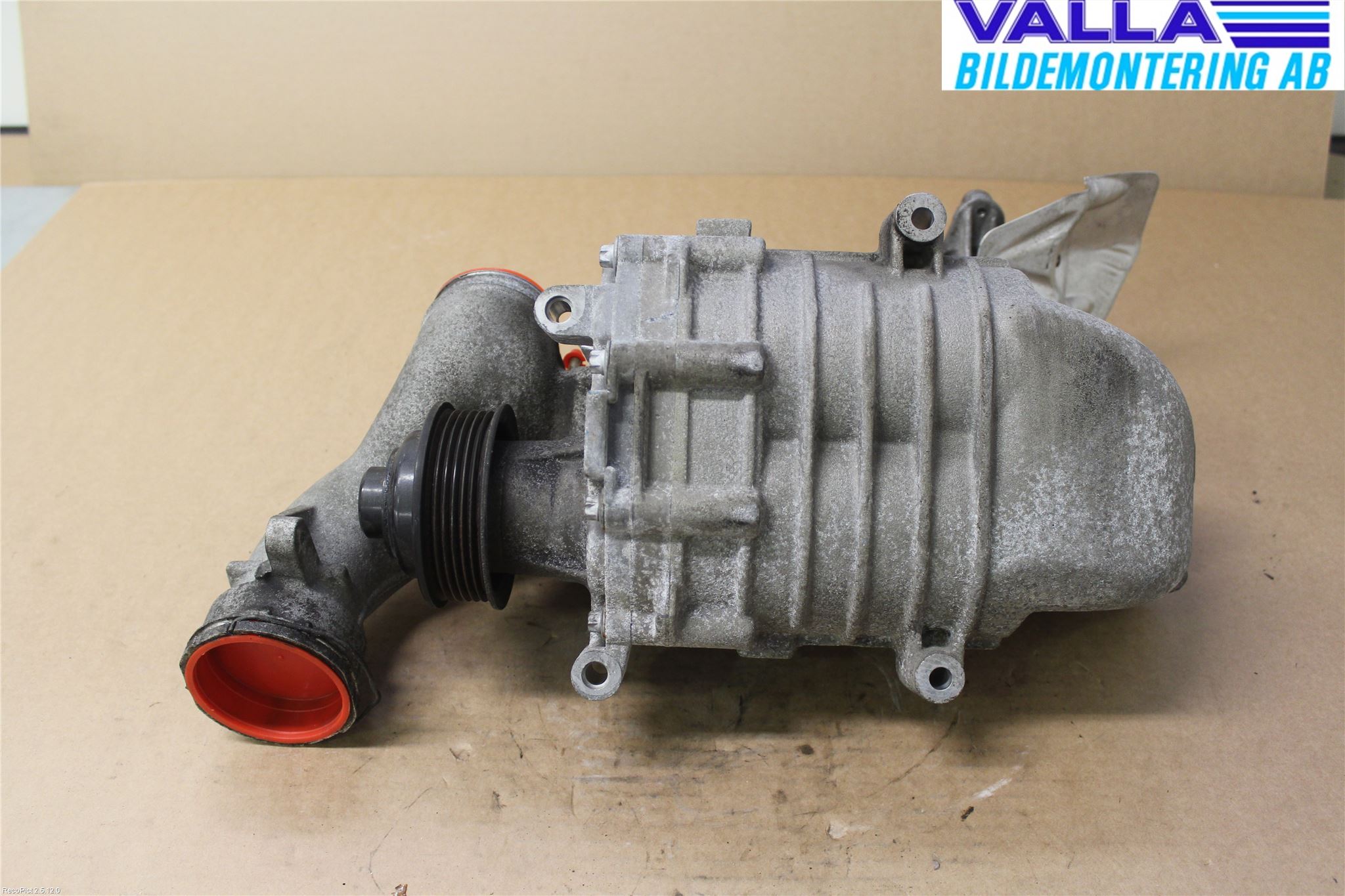 Mercedes-Benz MB C (203) 00-07 Kompressor Reimdrevet