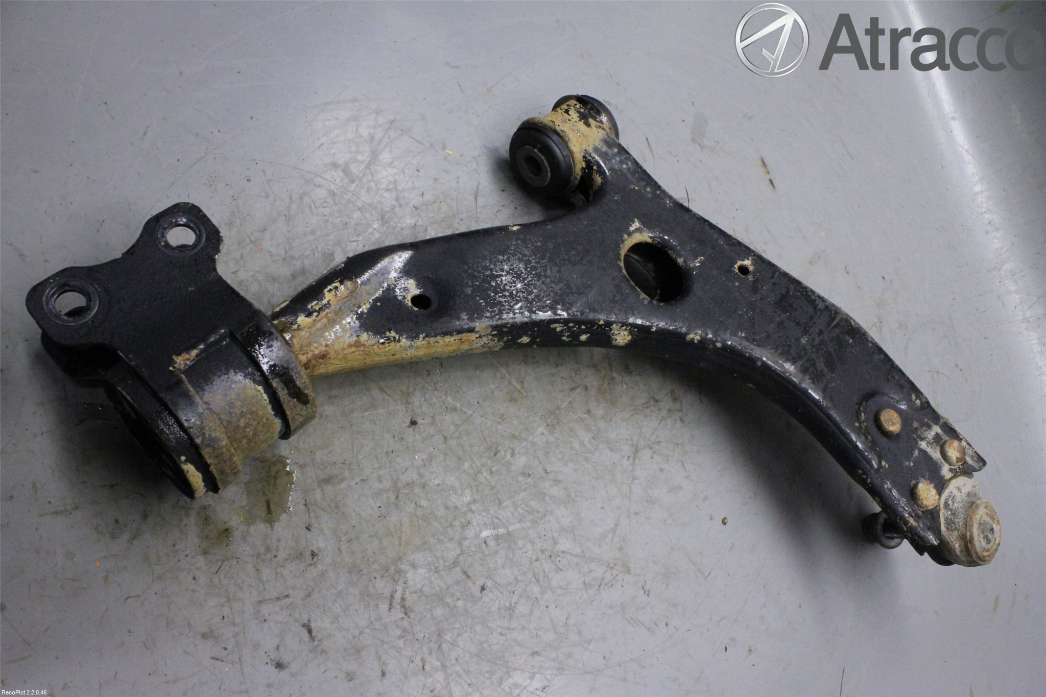 Ford FOCUS 08-11 Bærearm Foran Venstre Nedre