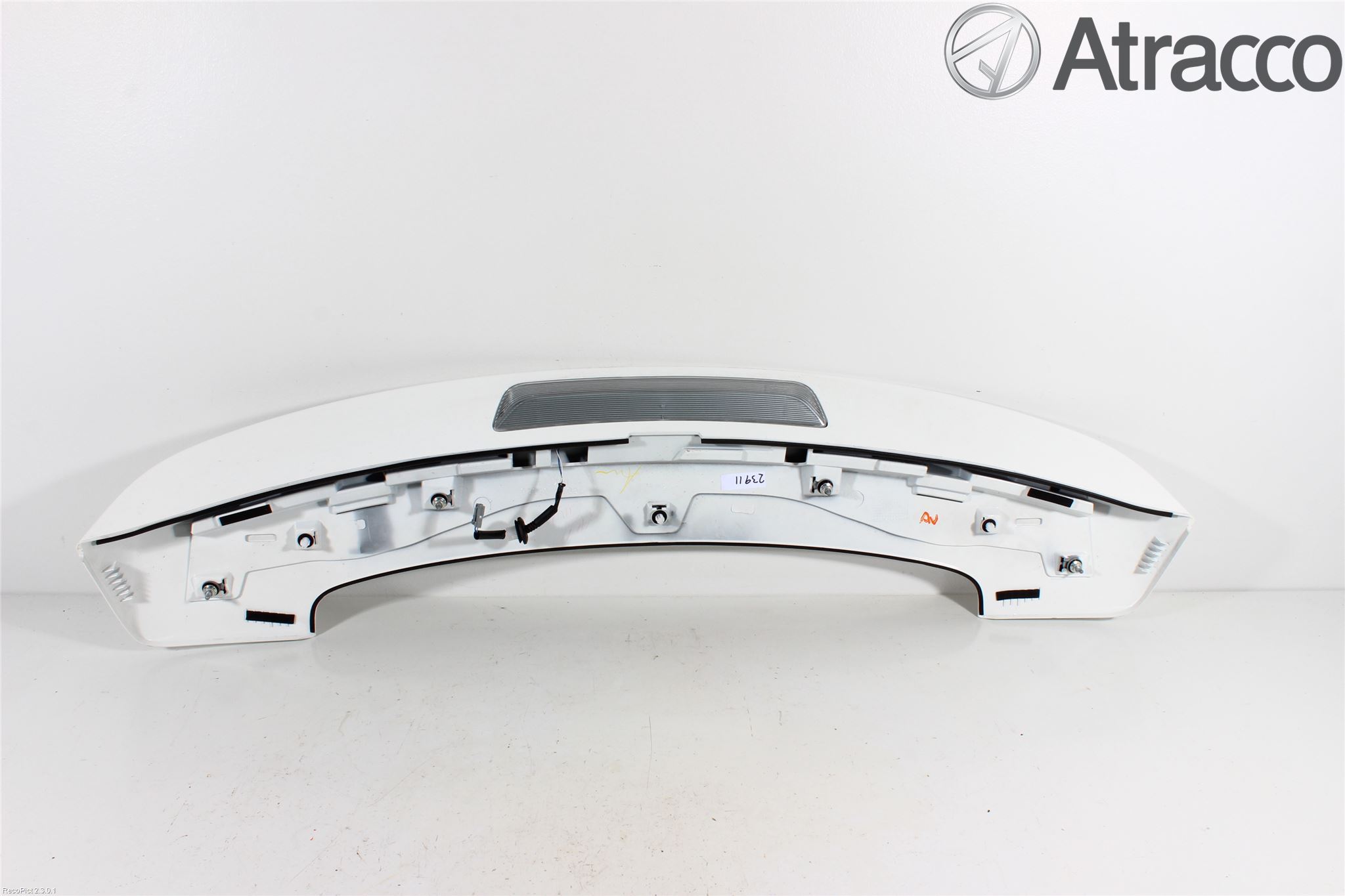Toyota AVENSIS 09-15 Spoiler Bakluke