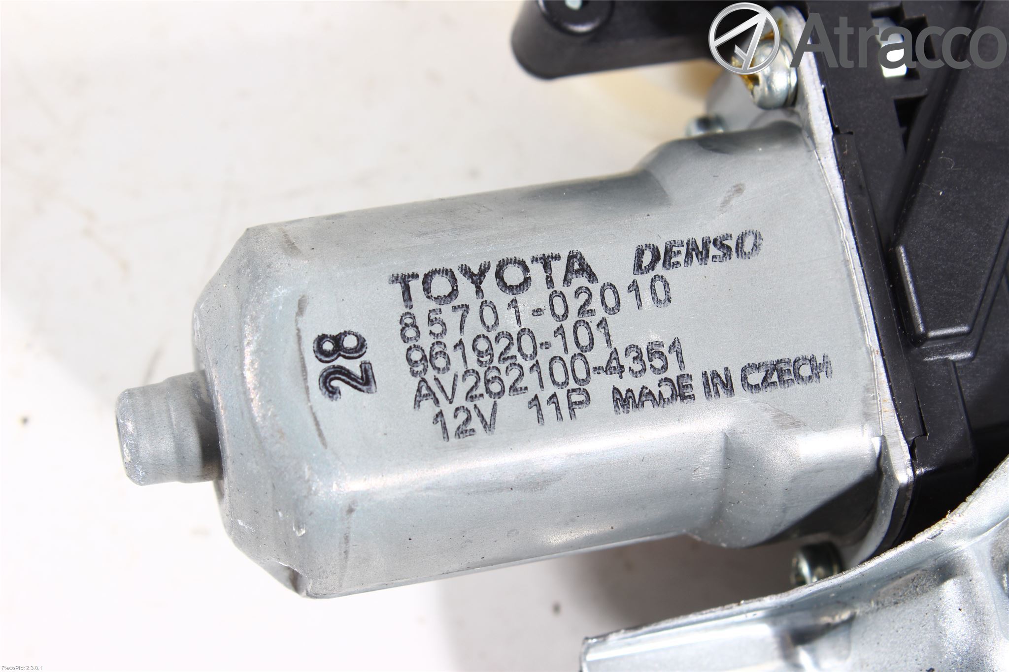 Toyota AVENSIS 09-15 Vindusheis