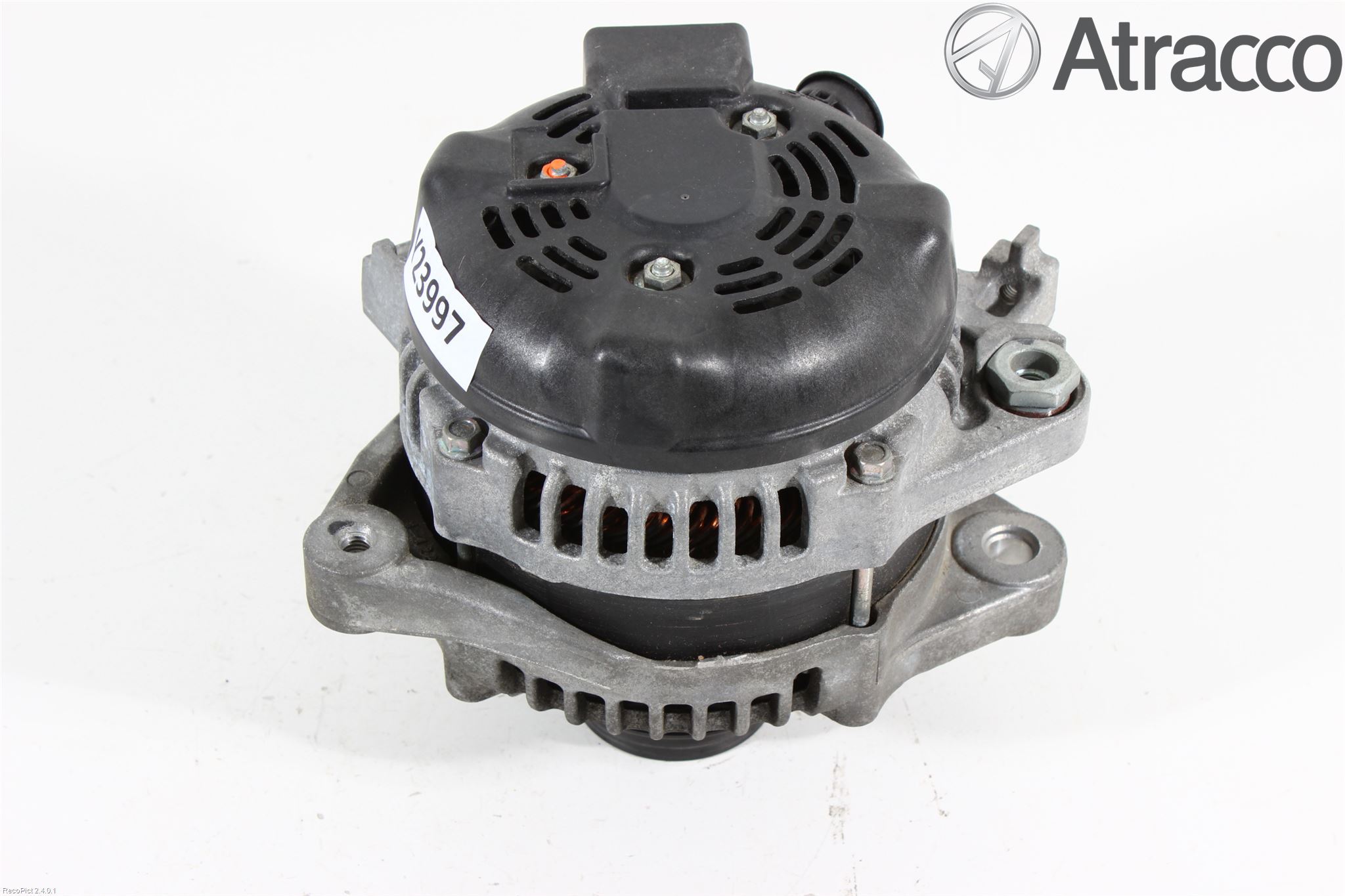 Toyota VERSO-S 11-16 Dynamo