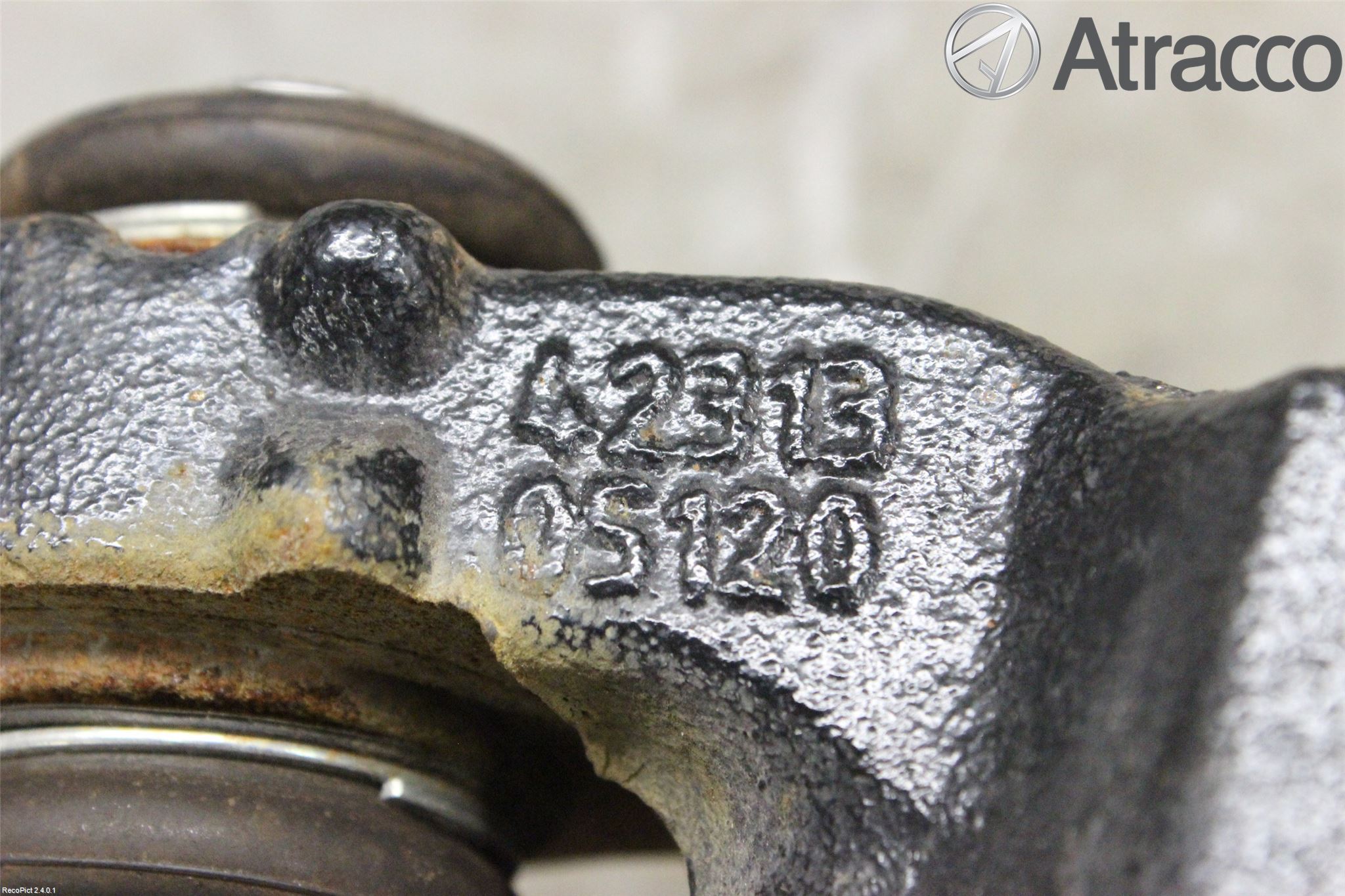 Toyota AVENSIS 09-15 Spindel Hb