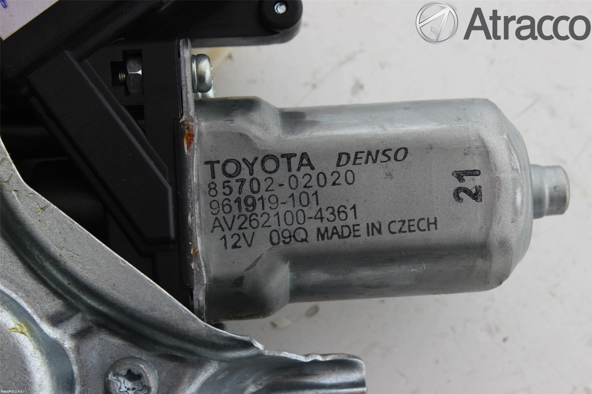 Toyota AVENSIS 09-15 Vindusheis