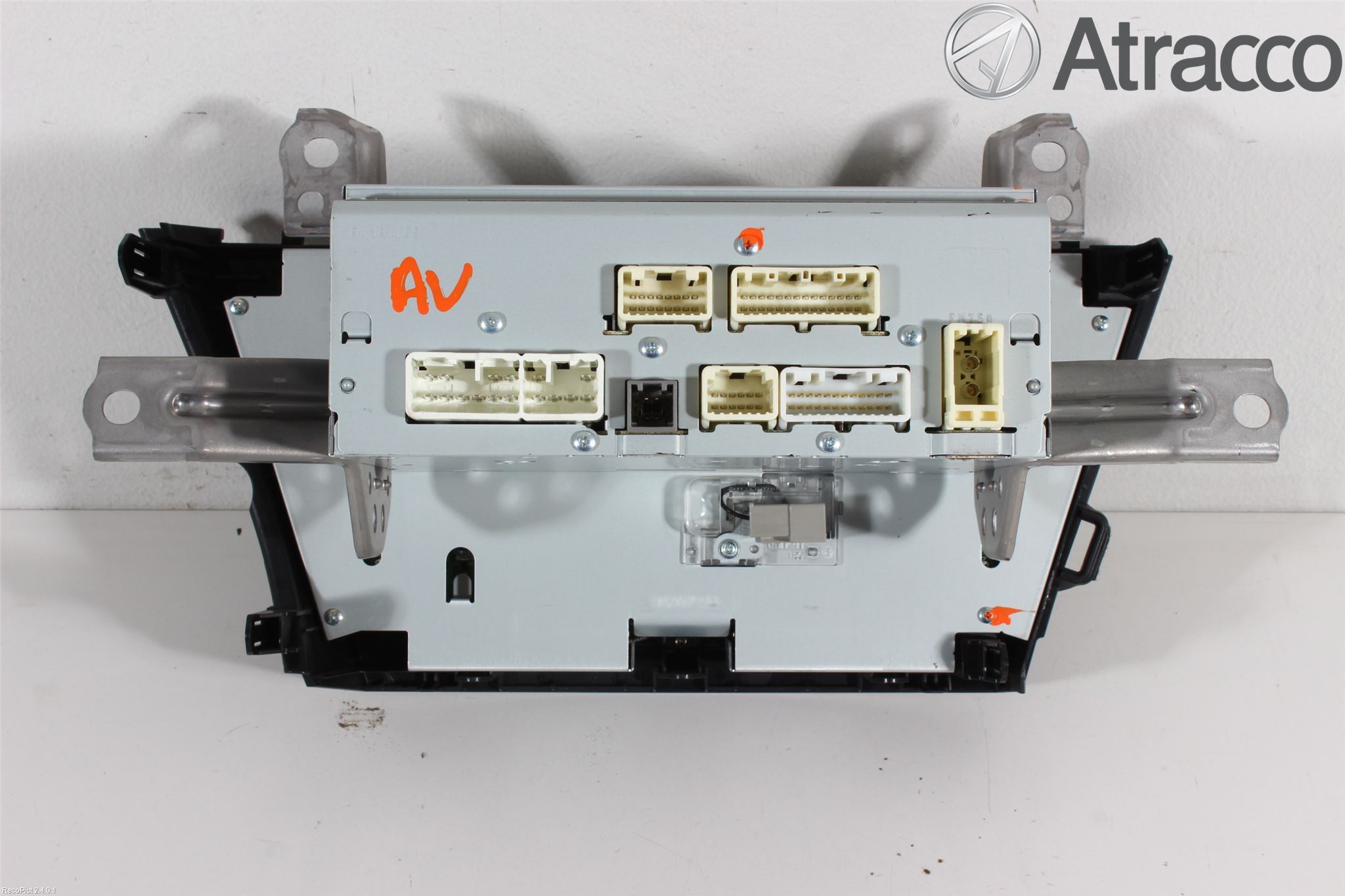 Toyota PRIUS+ ZVW40 12-20 Stereo Radio Med Cd
