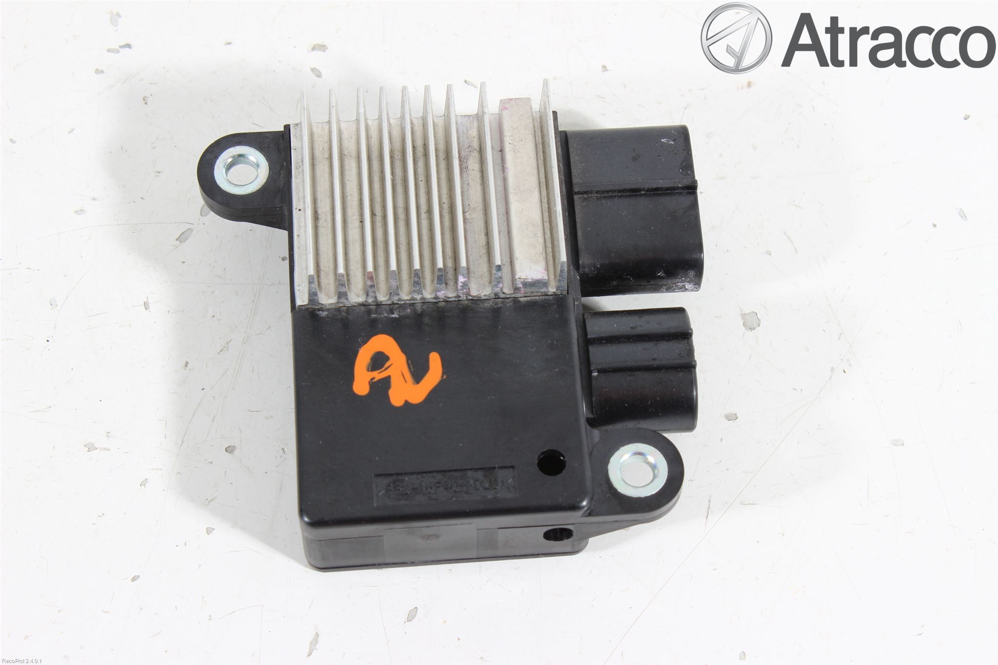 Toyota YARIS XP130 12-14 Varmeapparat Viftemotstand