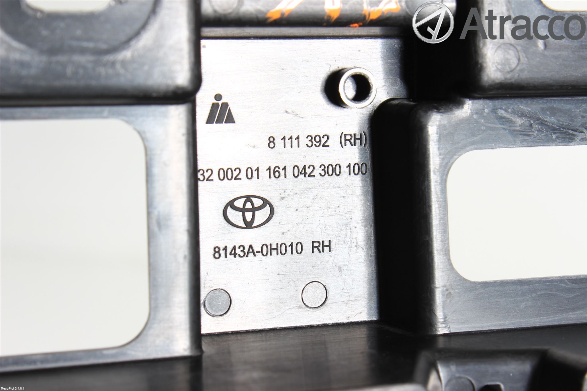 Toyota AYGO 06-14 Frontlykt Høyre