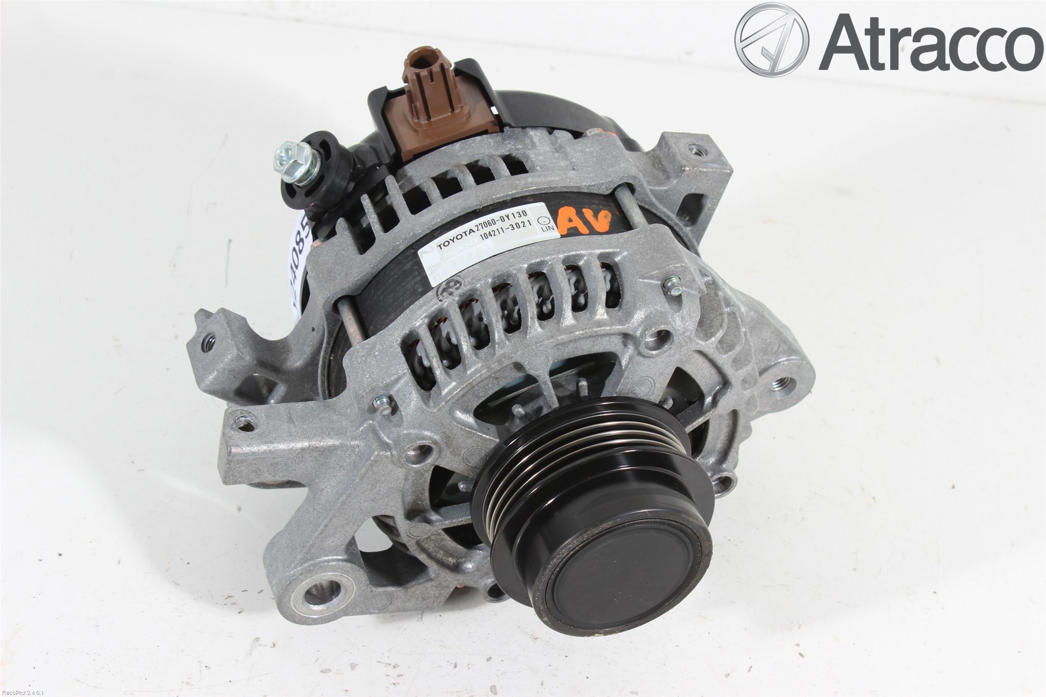Toyota YARIS XP130 12-14 Dynamo