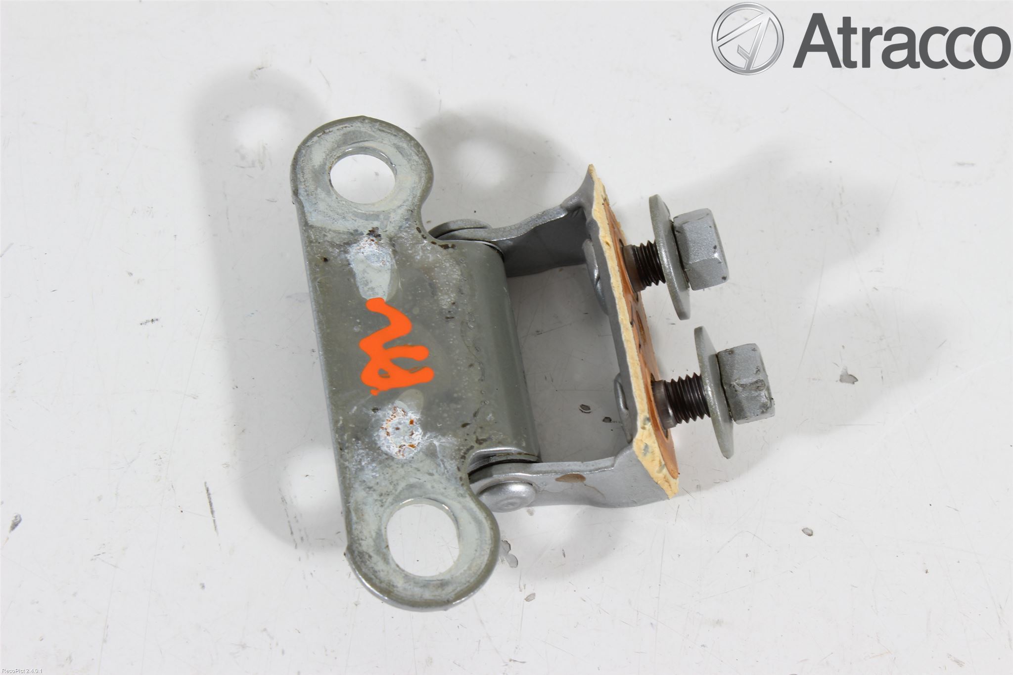 Toyota AURIS 10-12 Bakluke Hengsel Venstre