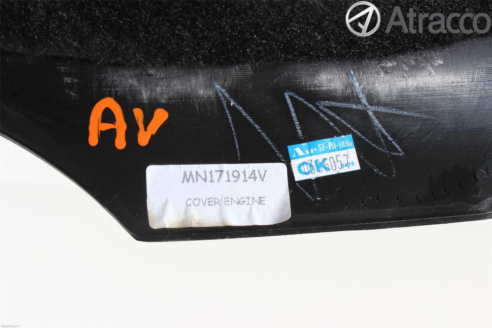 Mitsubishi L200 06-15 Motor Deksel Over Motor