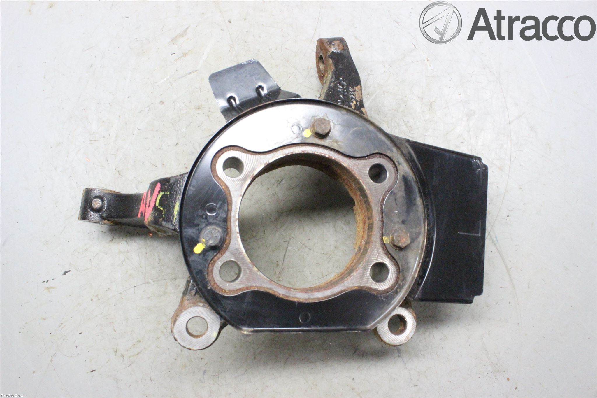 Hyundai i30 GD 13-17 Spindel Vf