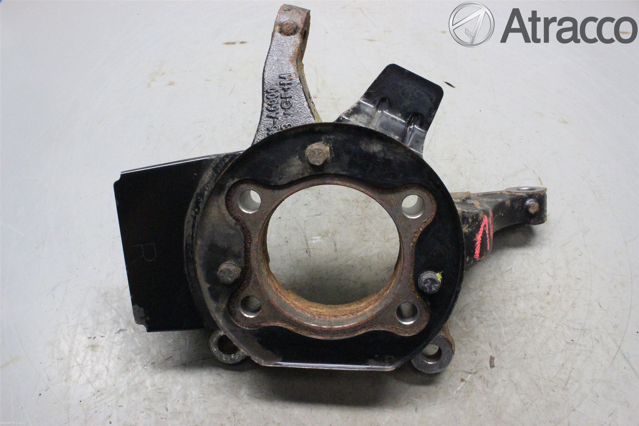 Hyundai i30 GD 13-17 Spindel Hf