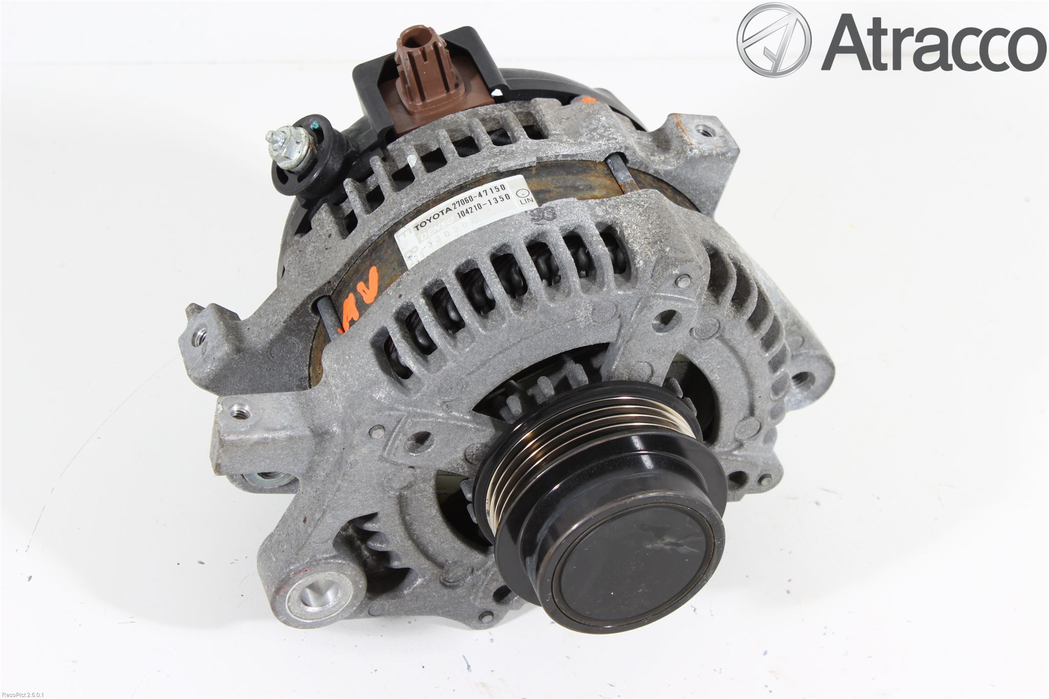 Toyota VERSO-S 11-16 Dynamo