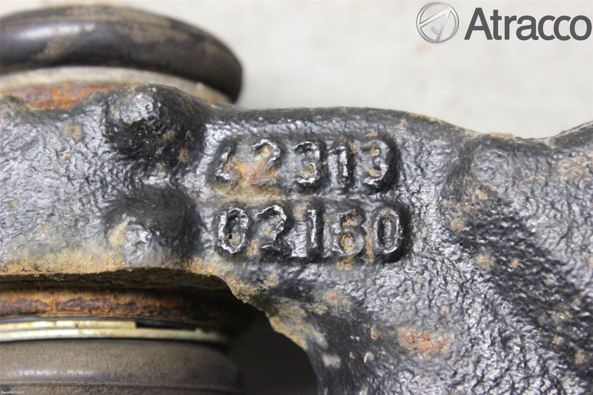 Toyota AURIS 13-19 Spindel Hb