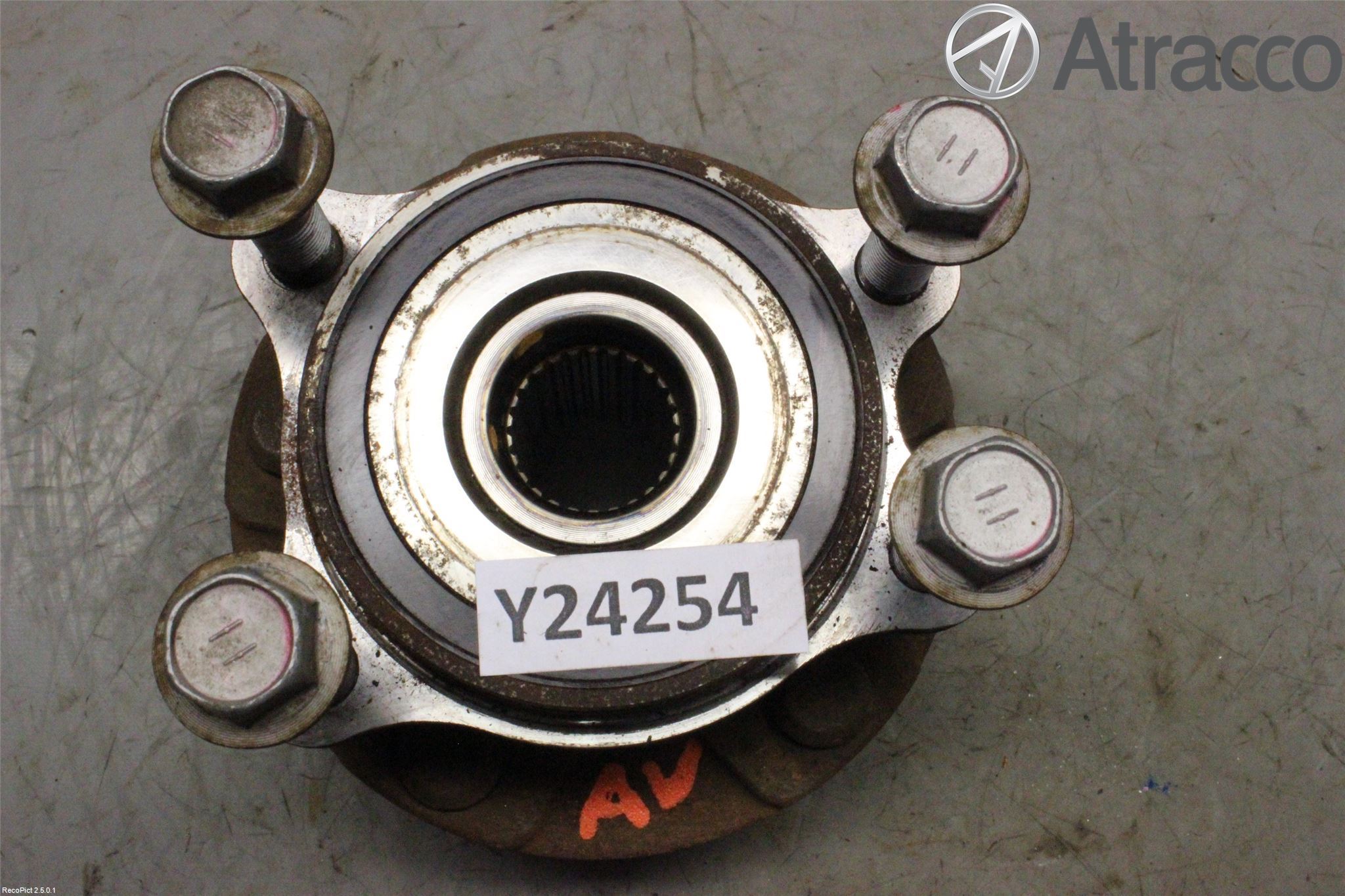 Toyota AURIS 13-19 Nav Foran