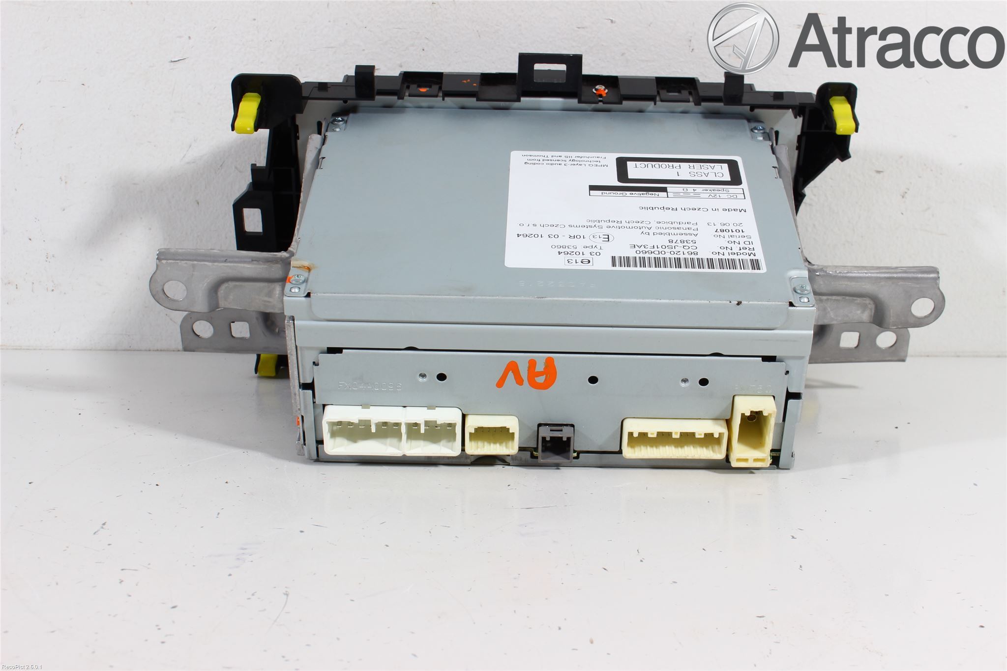 Toyota YARIS XP130 12-14 Stereo Radio Med Cd