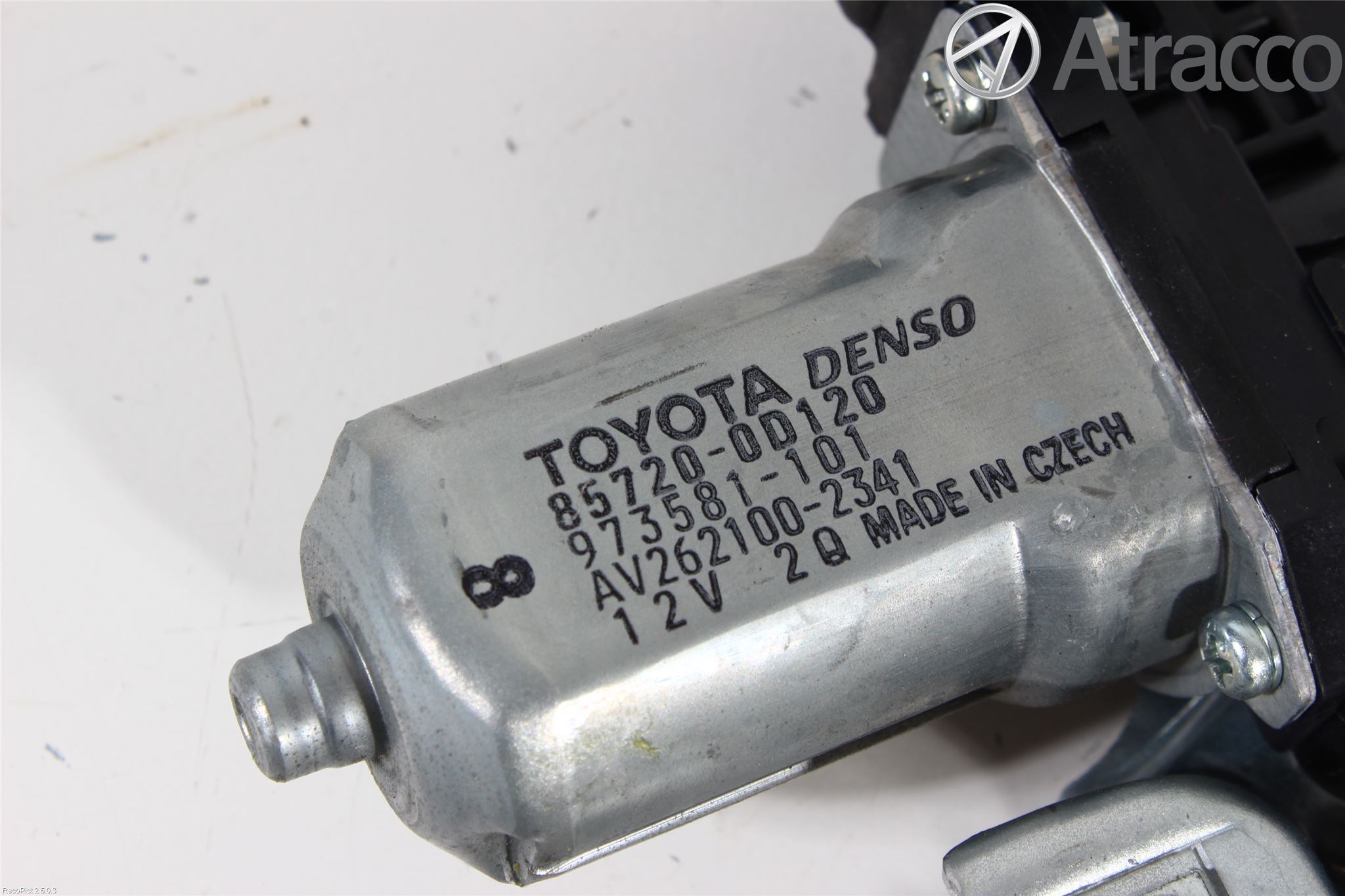 Toyota YARIS XP130 12-14 Vindusheis