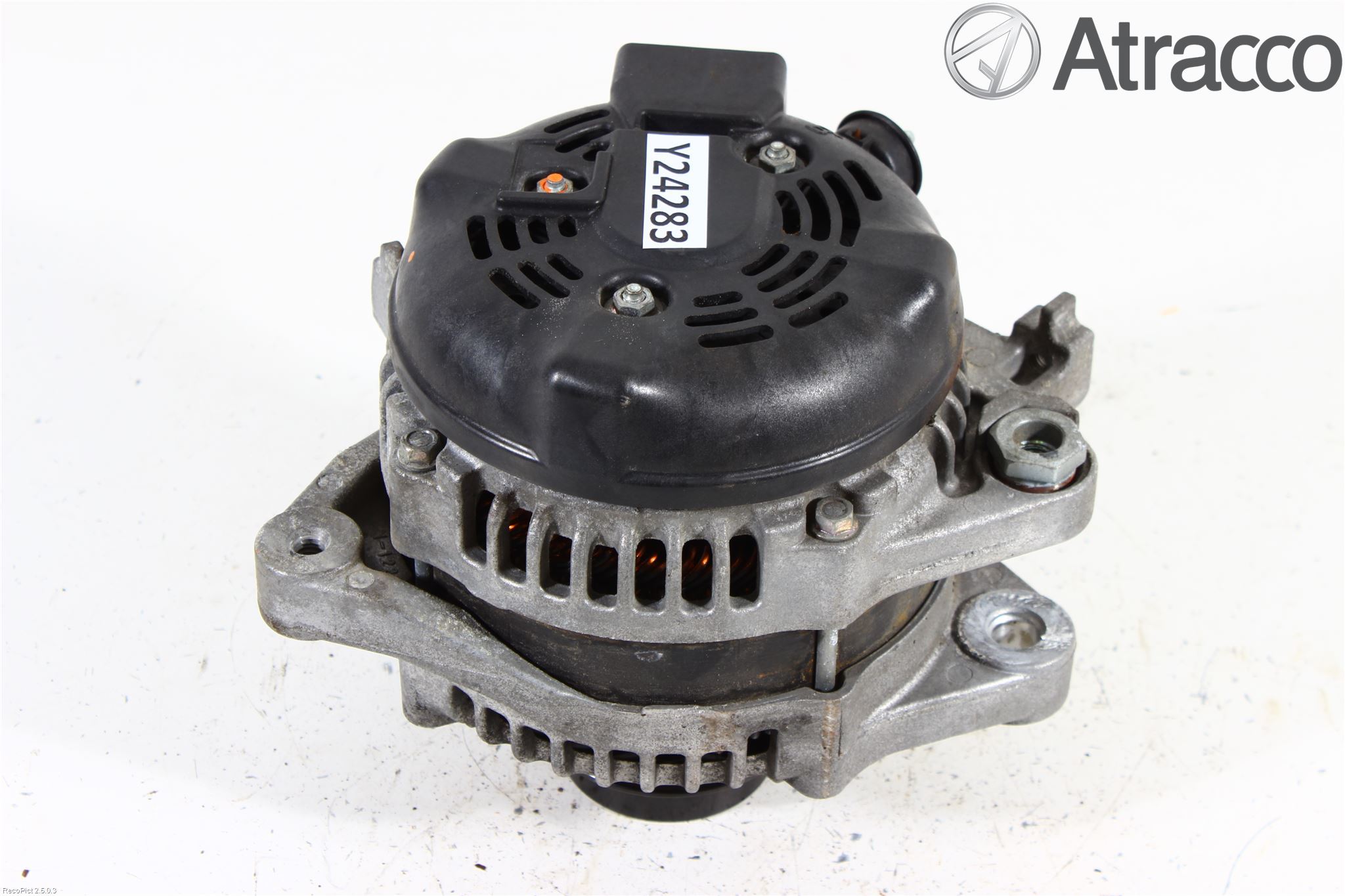 Toyota VERSO-S 11-16 Dynamo