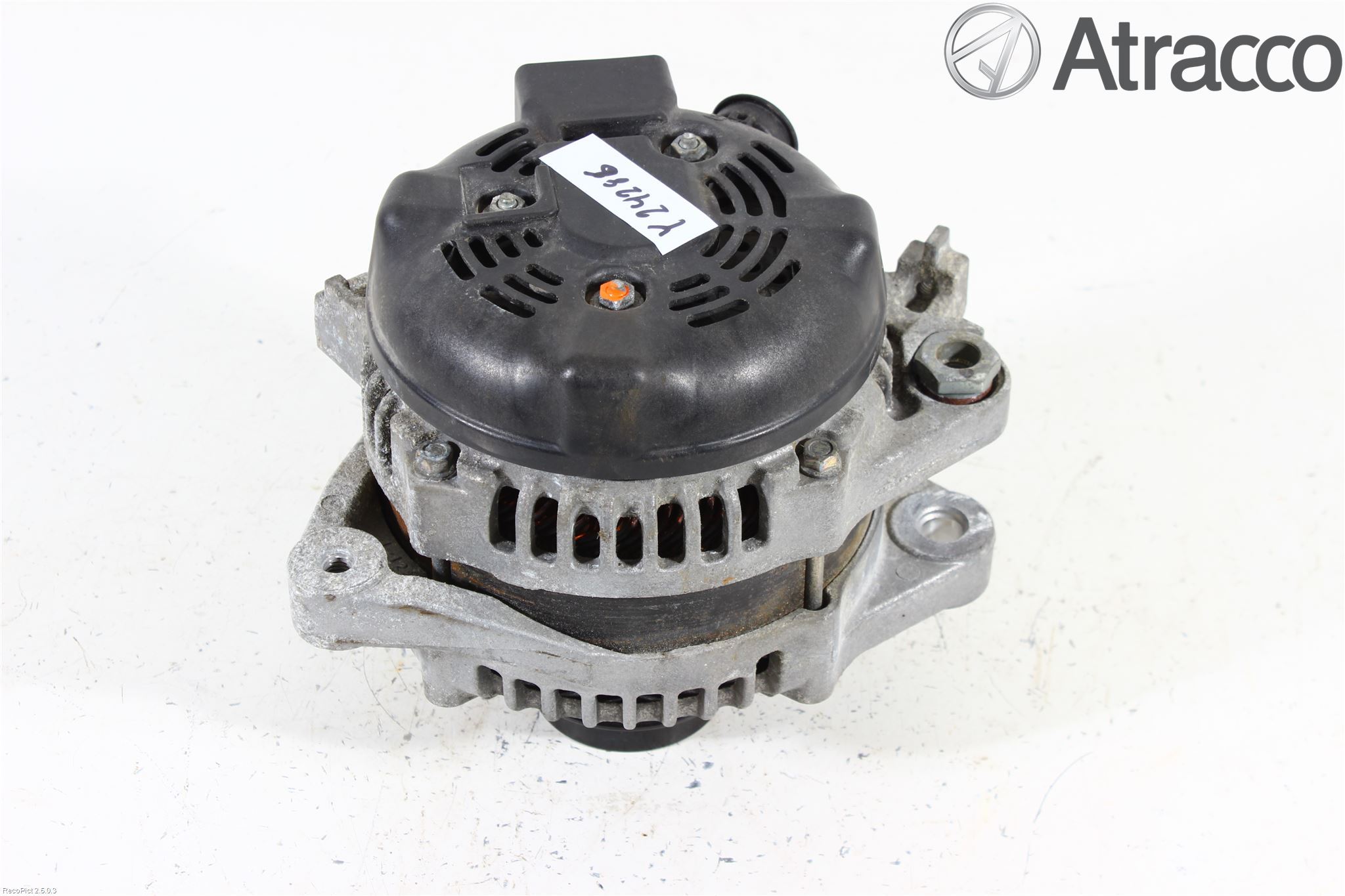 Toyota VERSO-S 11-16 Dynamo