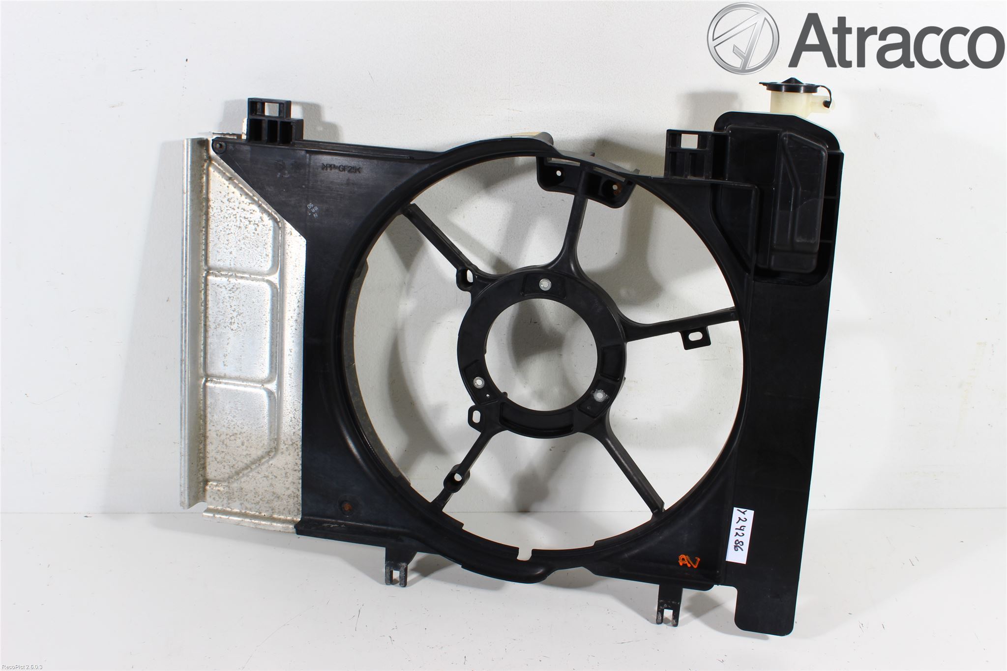 Toyota VERSO-S 11-16 Kjølevifte-Radiator Hus-Kåpe