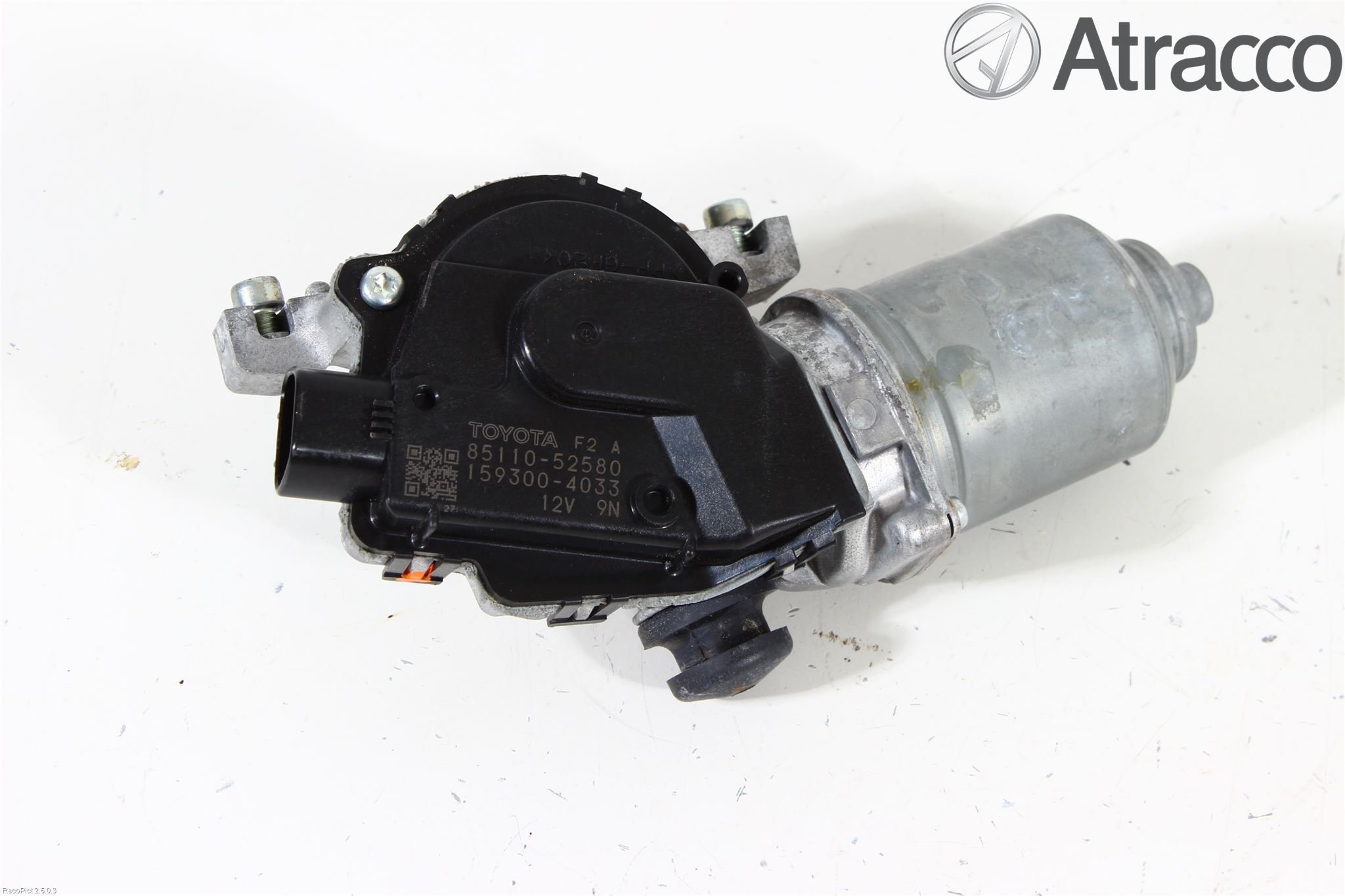 Toyota VERSO-S 11-16 Viskermotor Frontrute