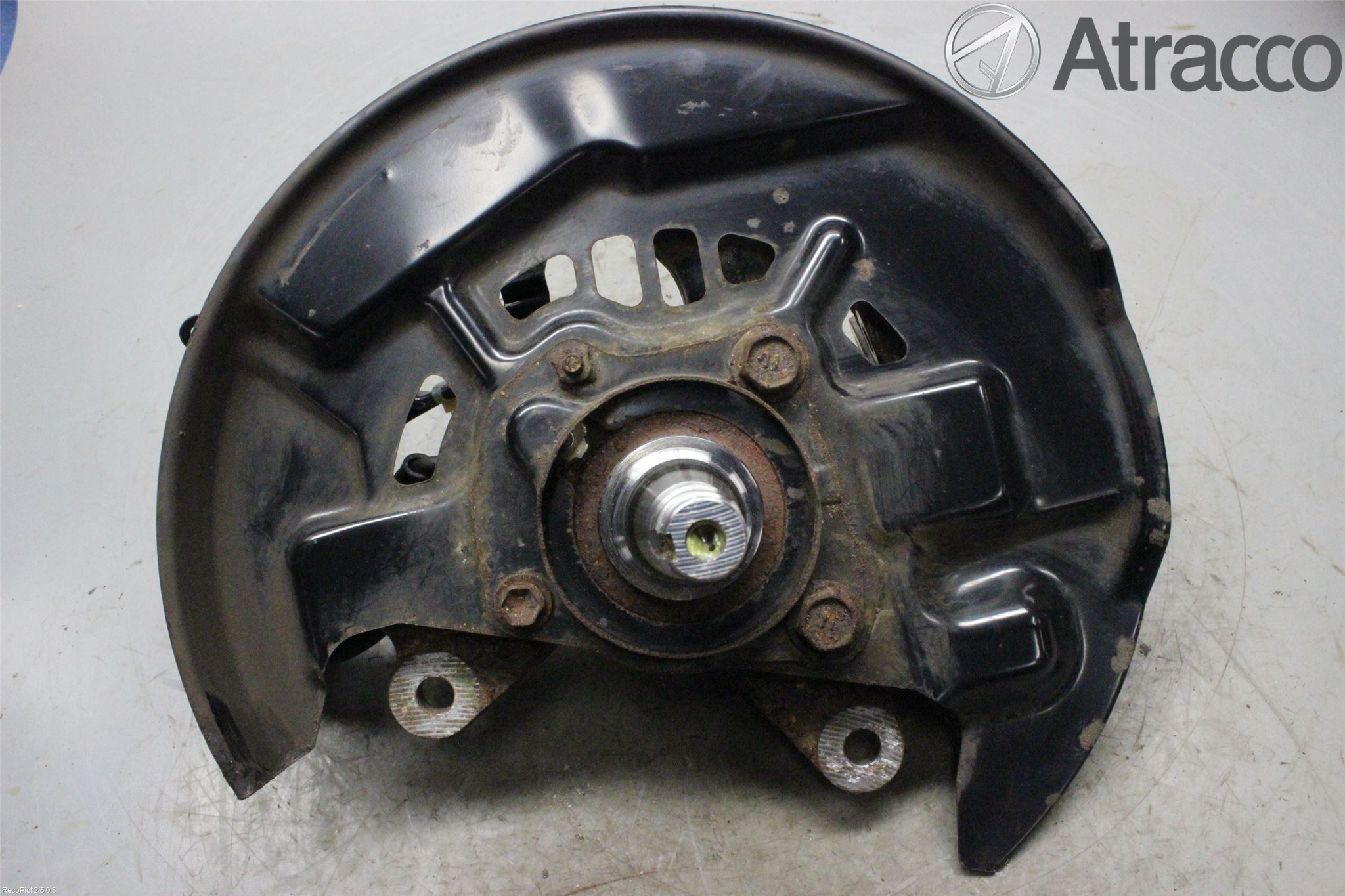 Toyota HI-ACE 06-12 Spindel Hf
