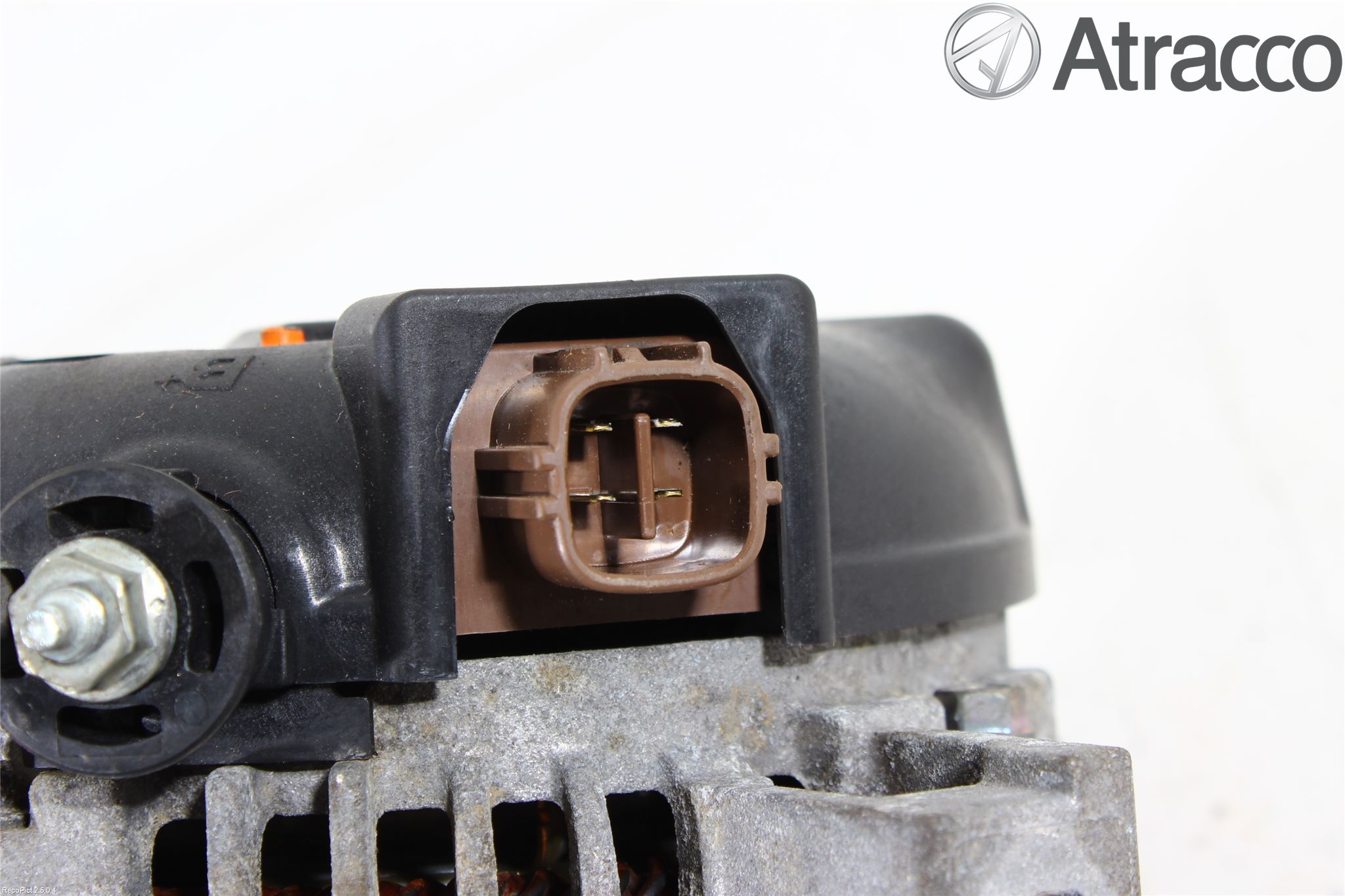Toyota AVENSIS 09-15 Dynamo