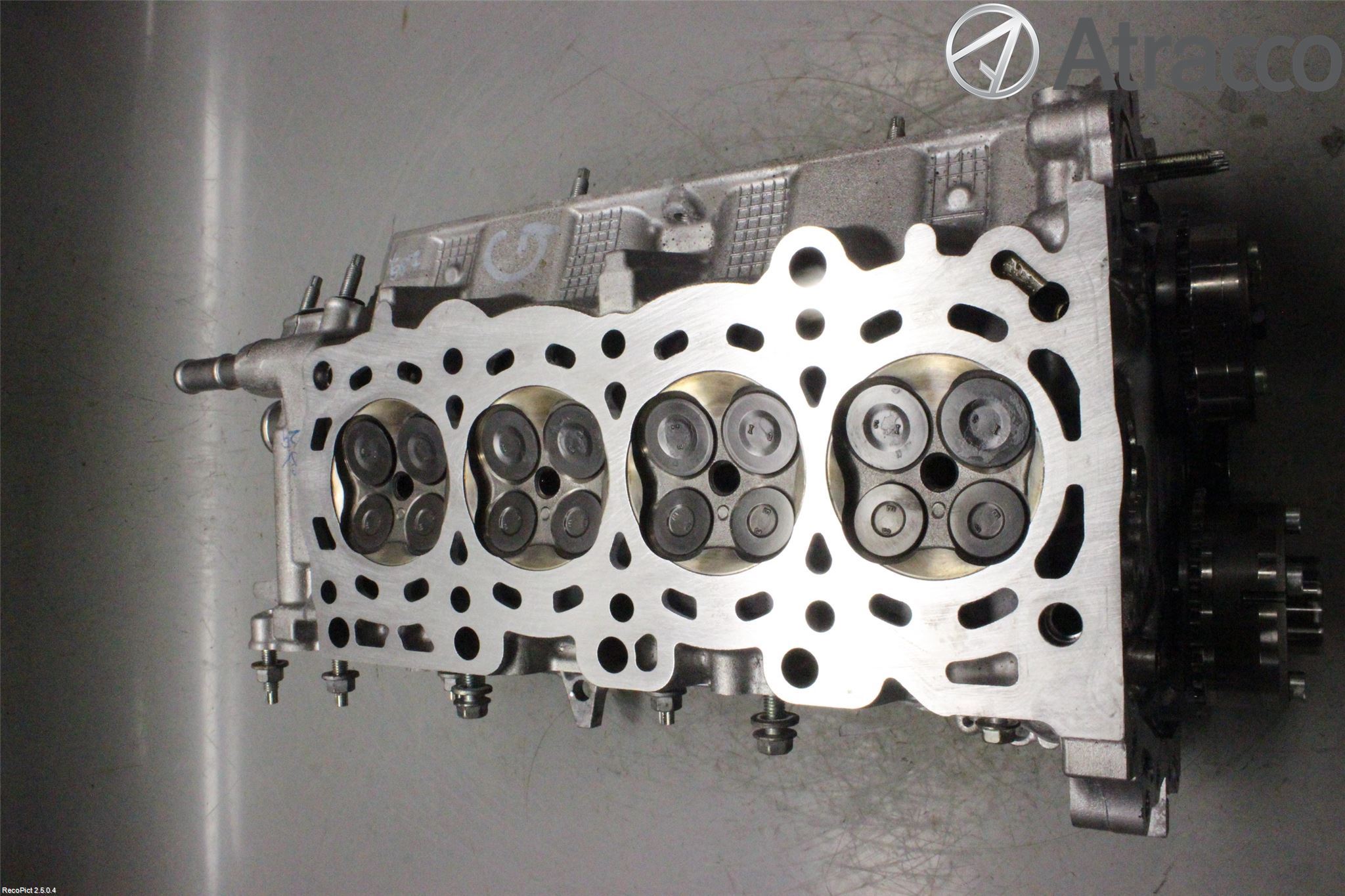 Toyota YARIS XP90 06-11 Topplokk Bensin