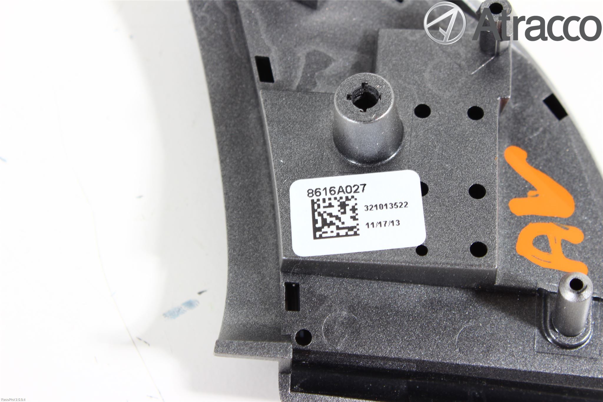 Mitsubishi OUTLANDER 13-21 Bryter Ratt Radio-Stereo