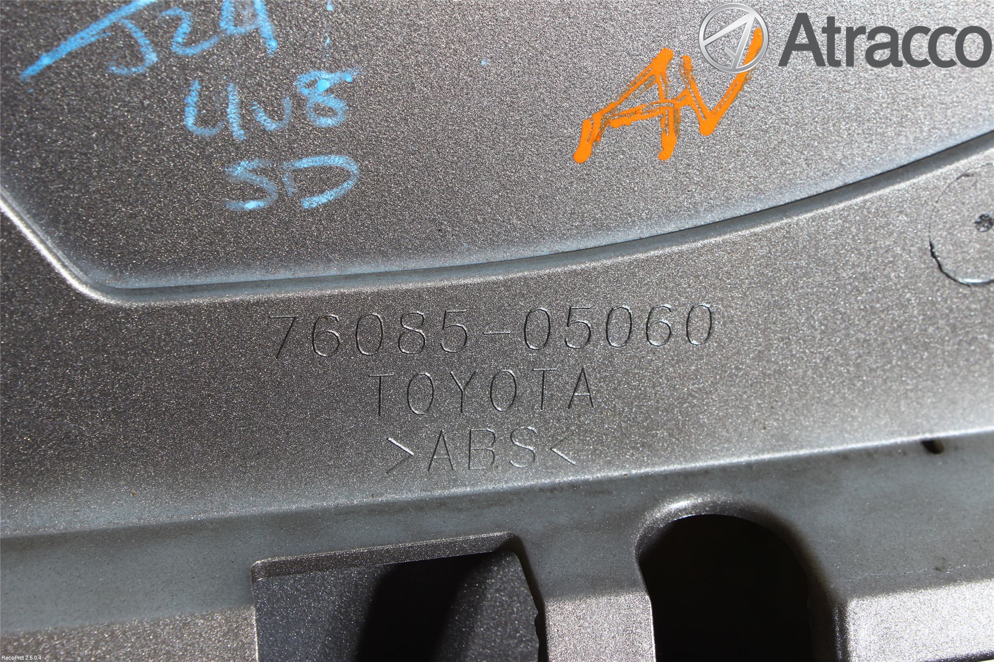 Toyota AVENSIS 09-15 Spoiler Bakluke
