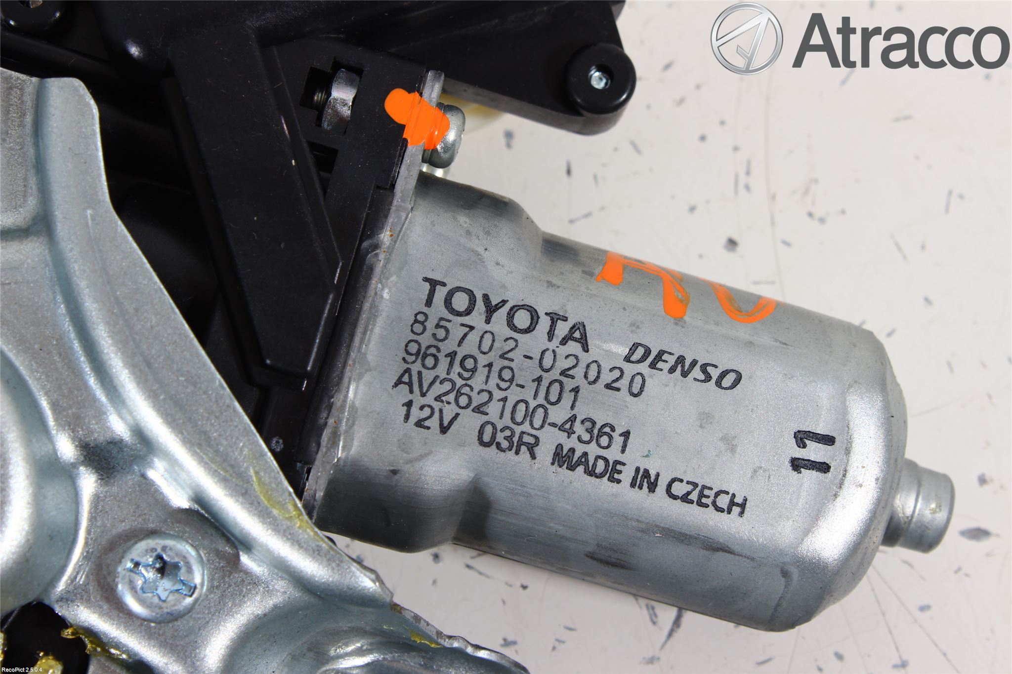 Toyota AVENSIS 09-15 Vindusheis