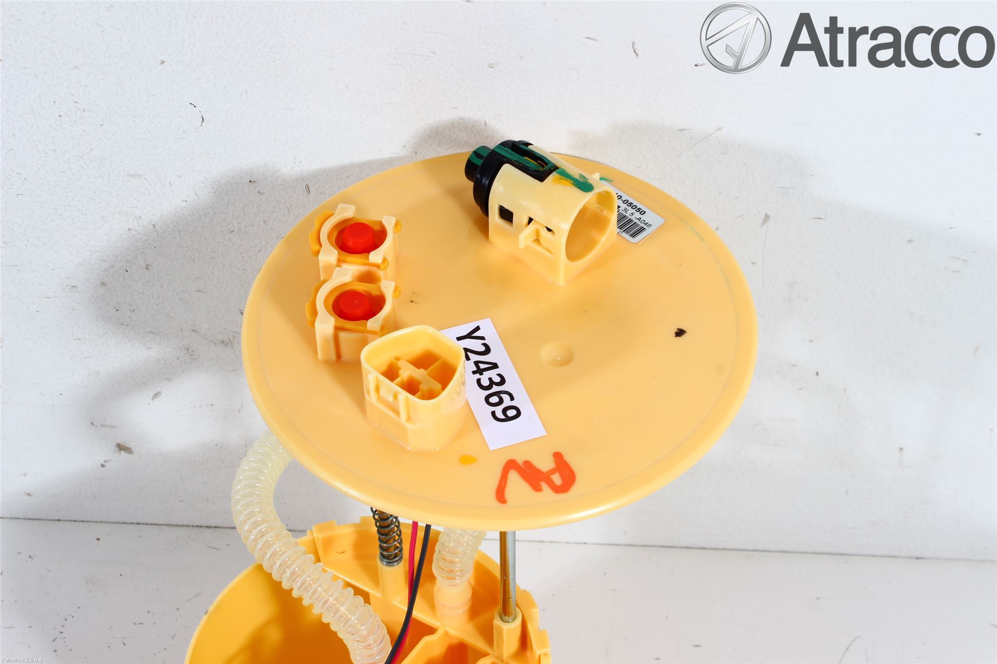 Toyota AVENSIS 09-15 Giver Drivstofftank