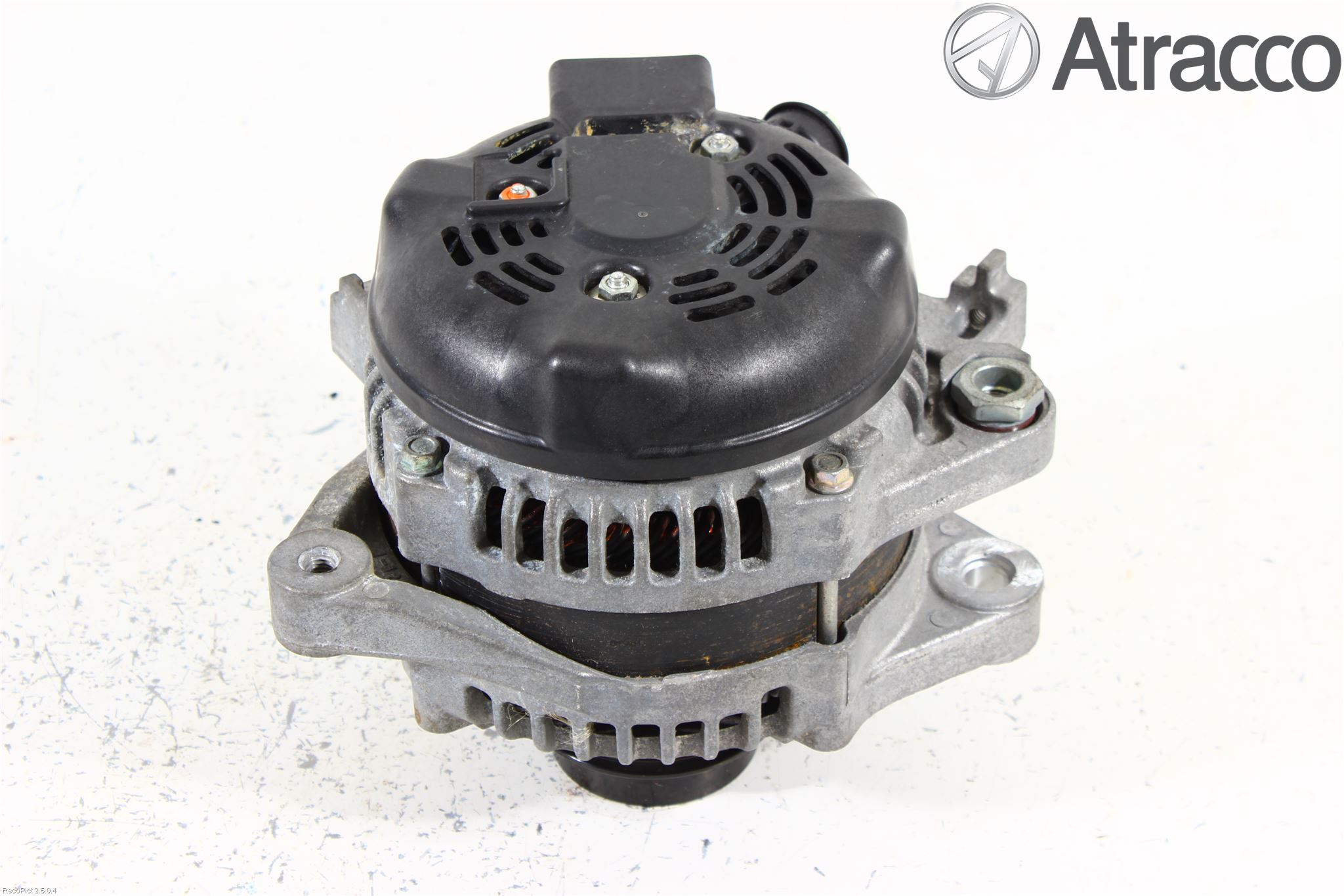 Toyota VERSO-S 11-16 Dynamo