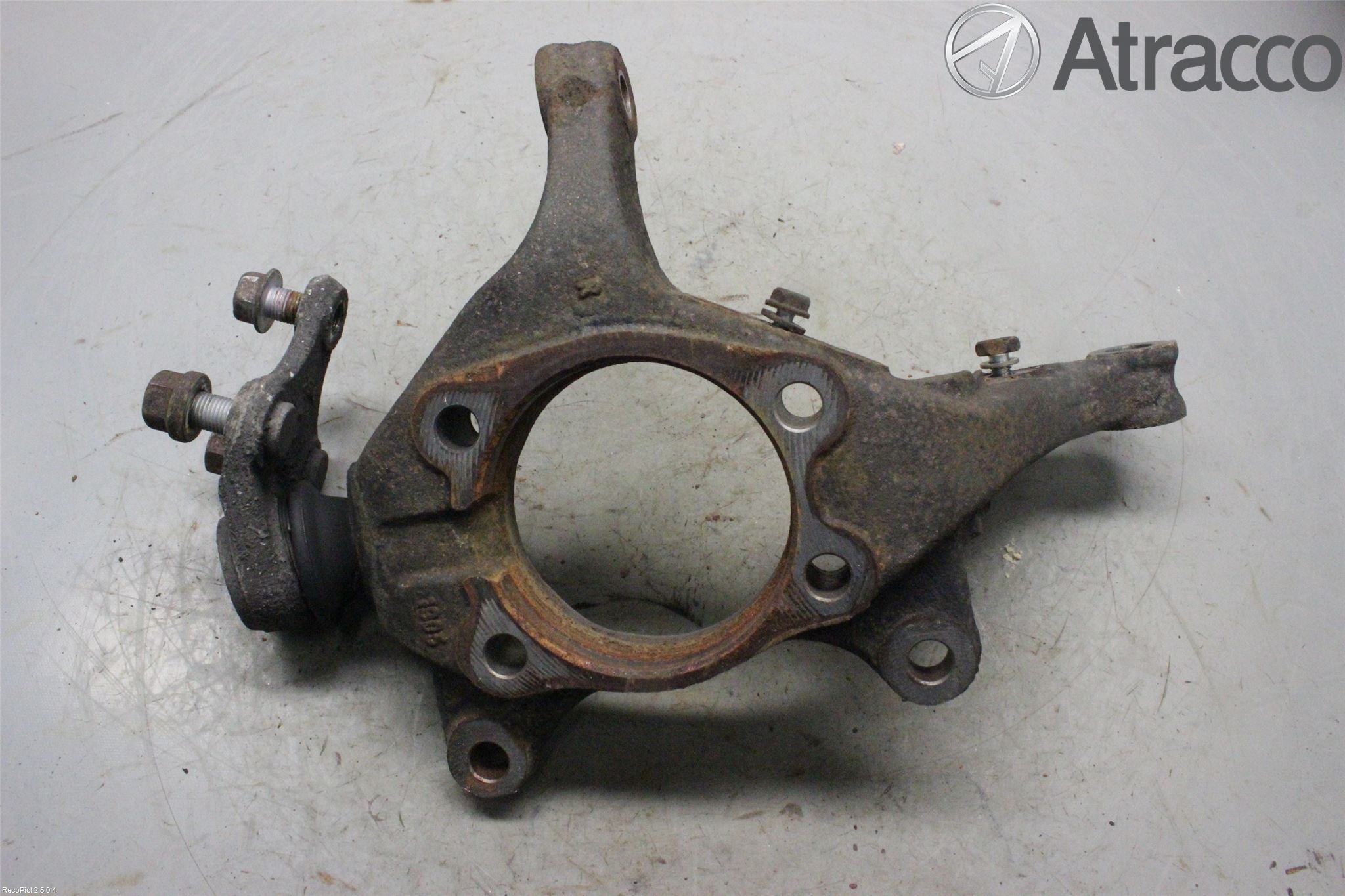 Toyota VERSO 09-18 Spindel Hf
