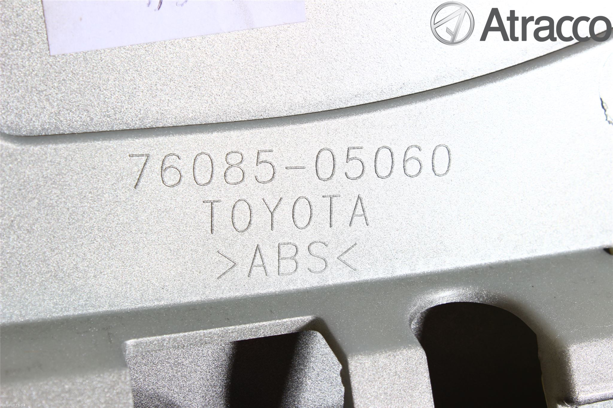 Toyota AVENSIS 09-15 Spoiler Bakluke