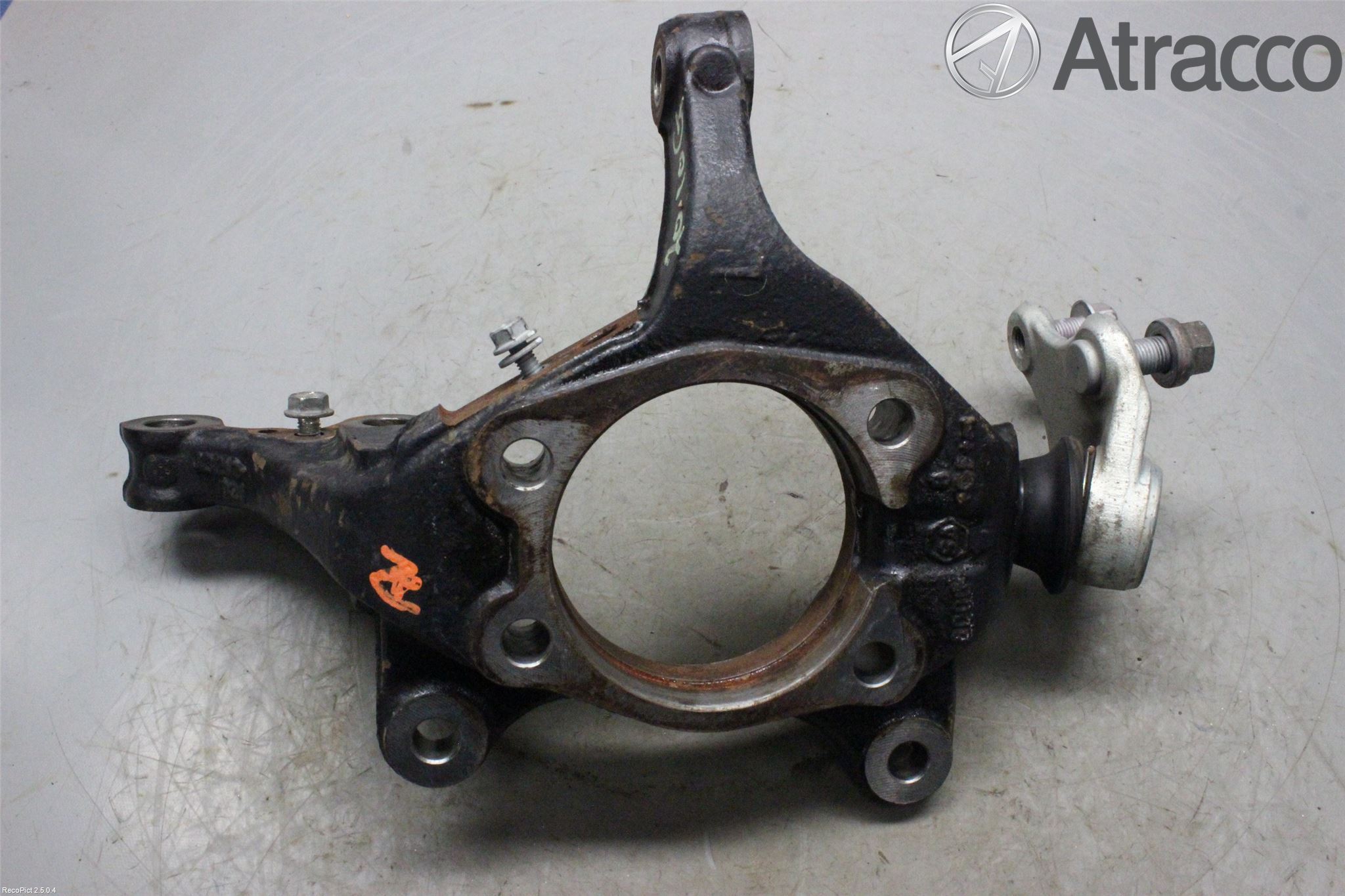 Toyota PRIUS+ ZVW40 12-20 Spindel Vf