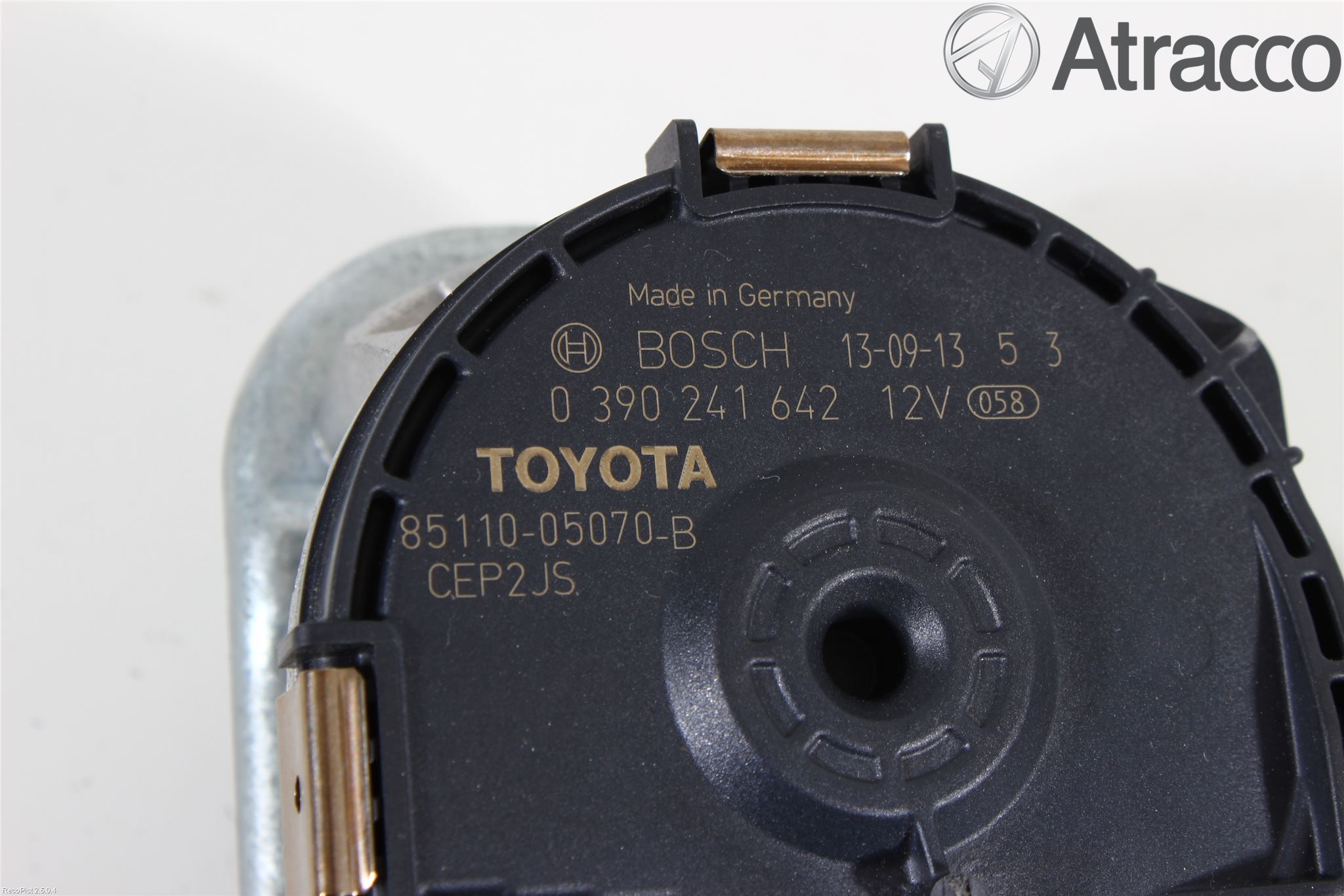 Toyota AVENSIS 09-15 Viskermotor Frontrute
