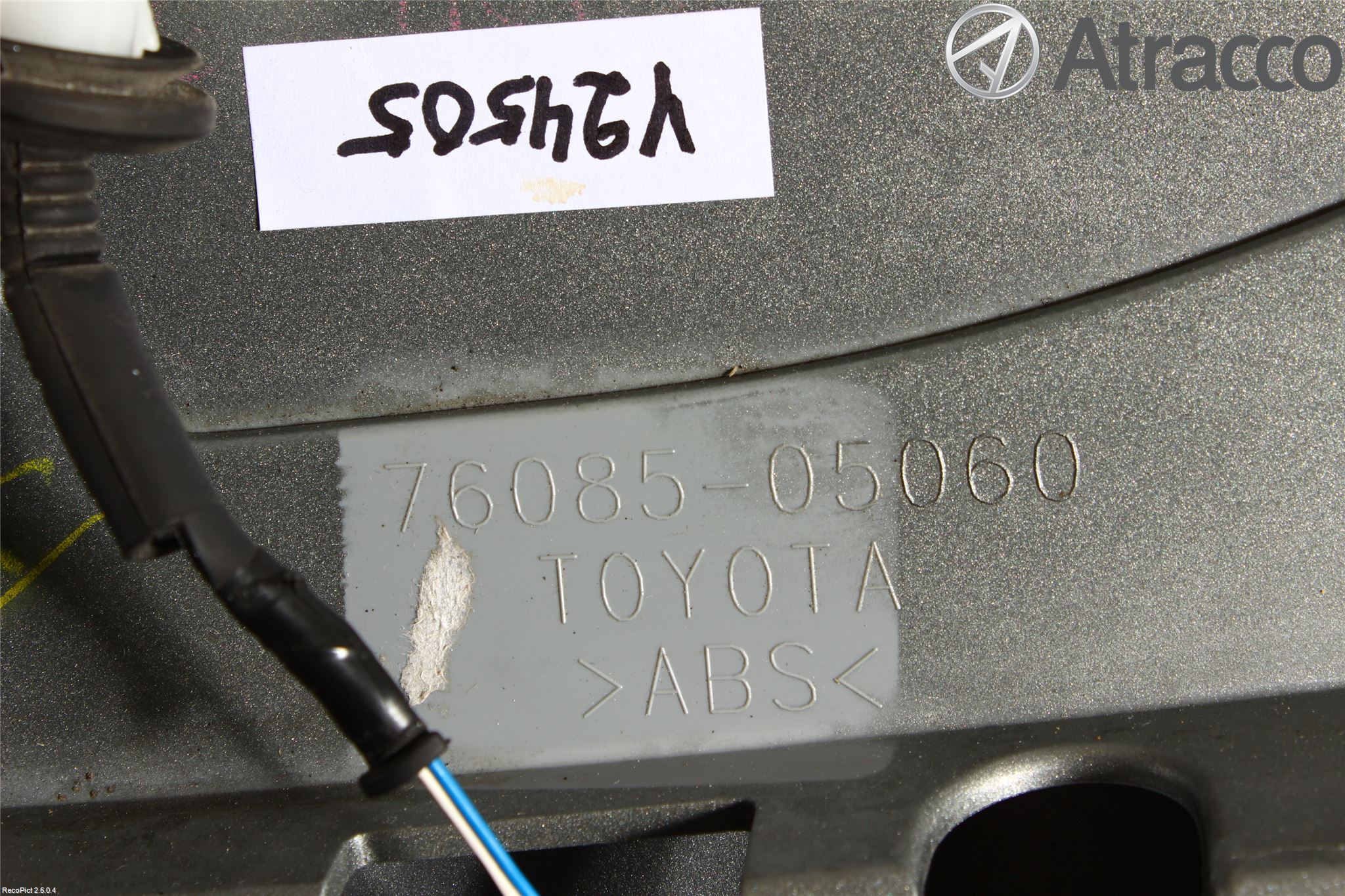 Toyota AVENSIS 09-15 Spoiler Bakluke