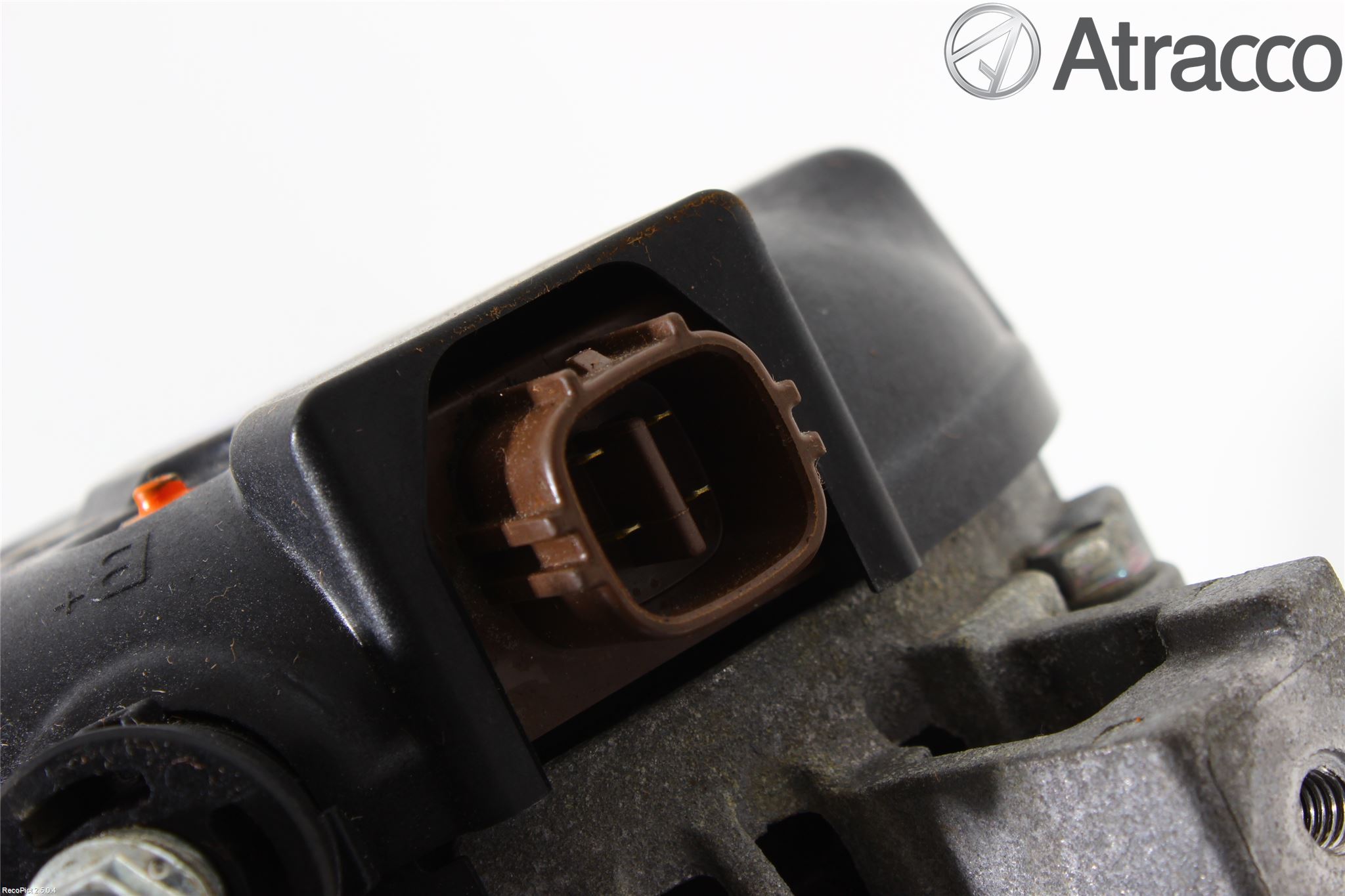 Toyota AVENSIS 09-15 Dynamo