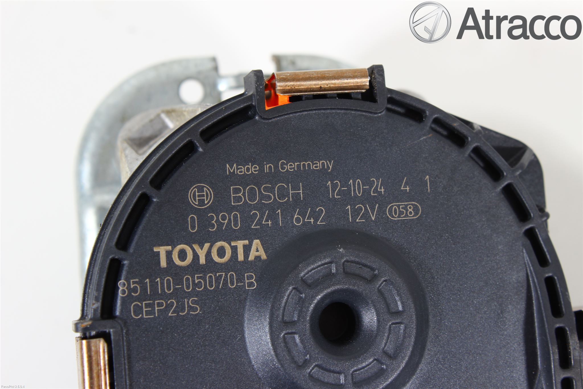 Toyota AVENSIS 09-15 Viskermotor Frontrute