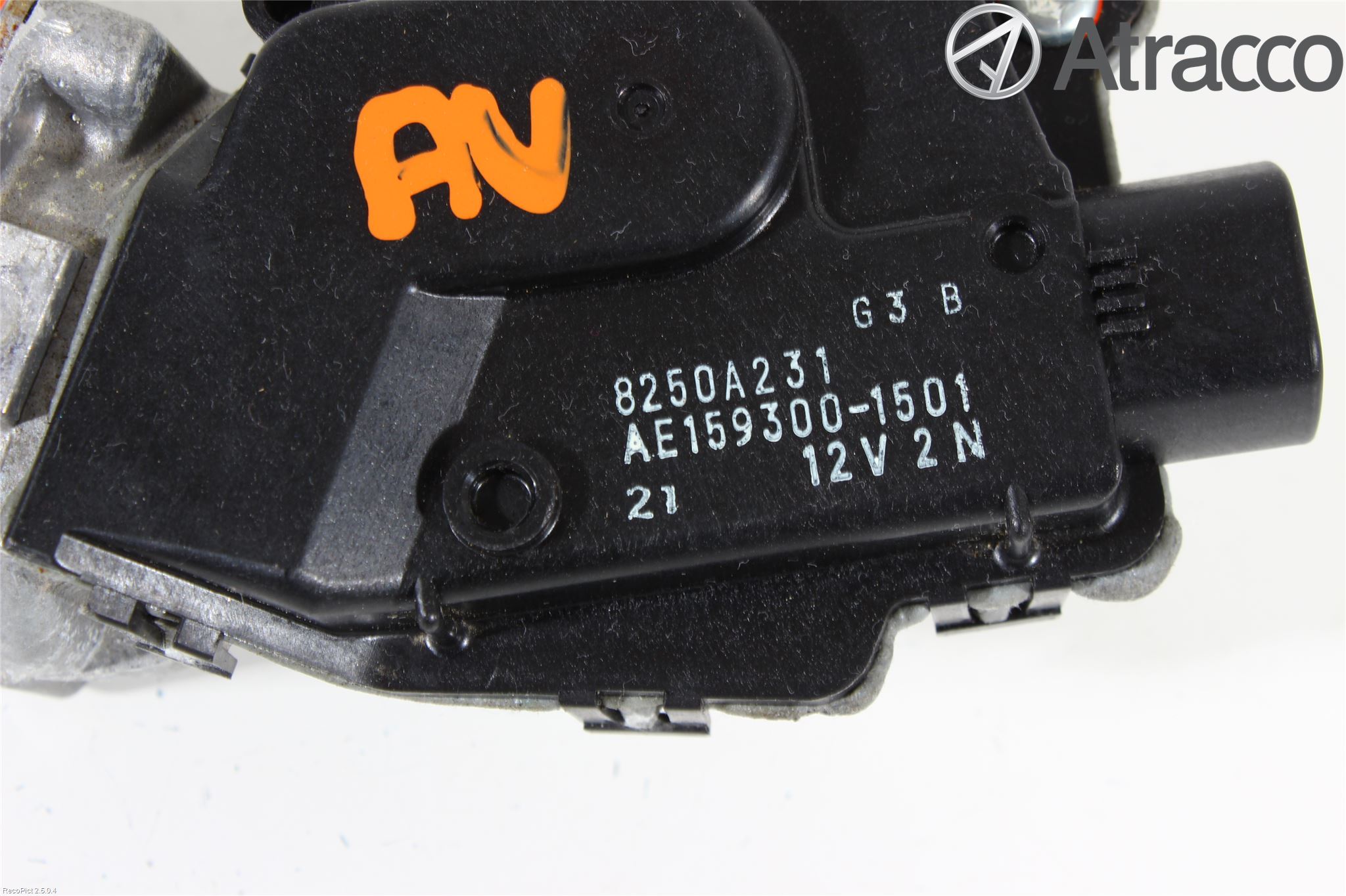 Mitsubishi COLT 09-13 Viskermotor Frontrute