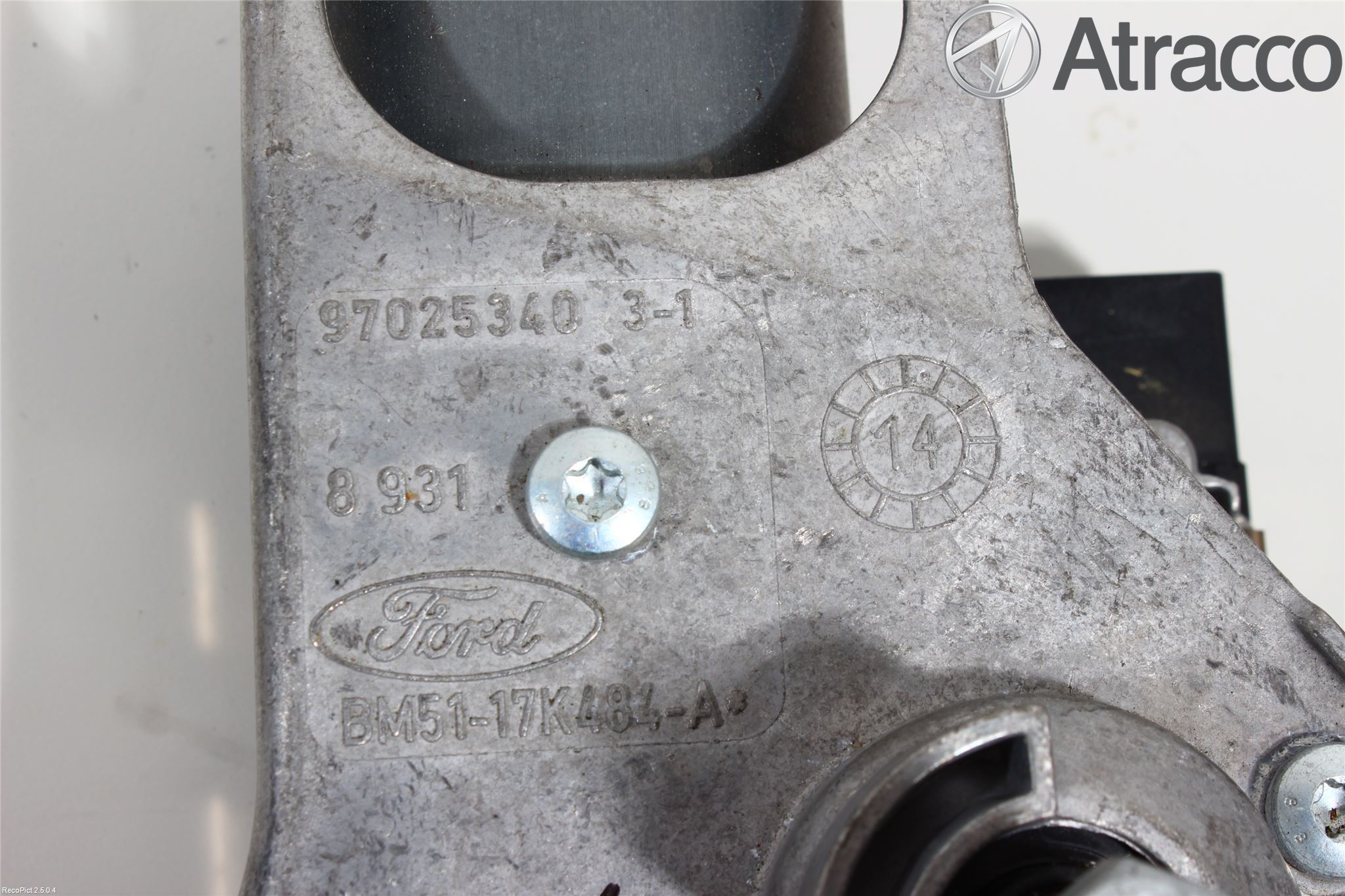 Ford FOCUS 11-14 Viskermotor Frontrute