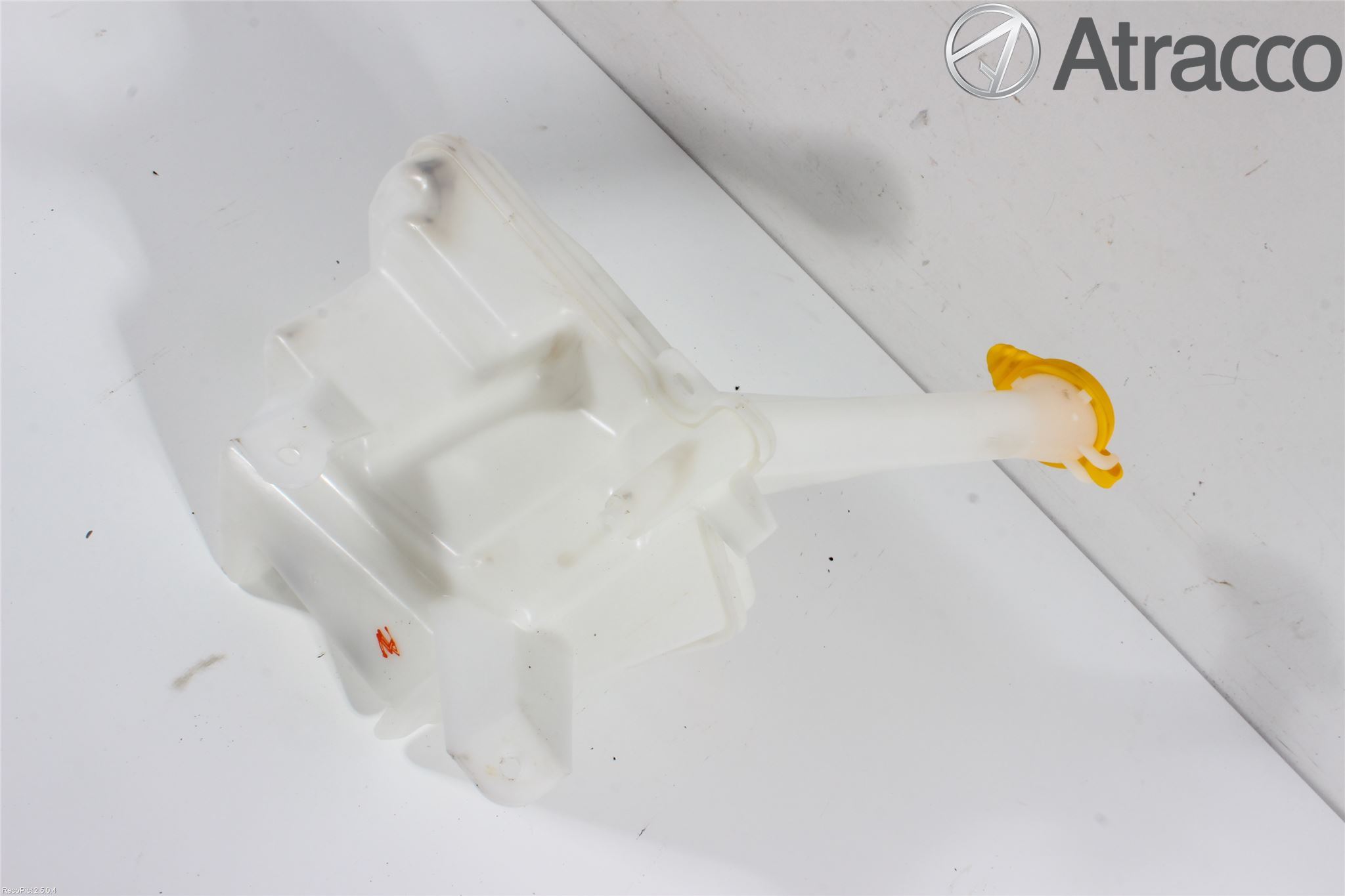 Toyota YARIS XP130 12-14 Spylerbeholder Frontrute