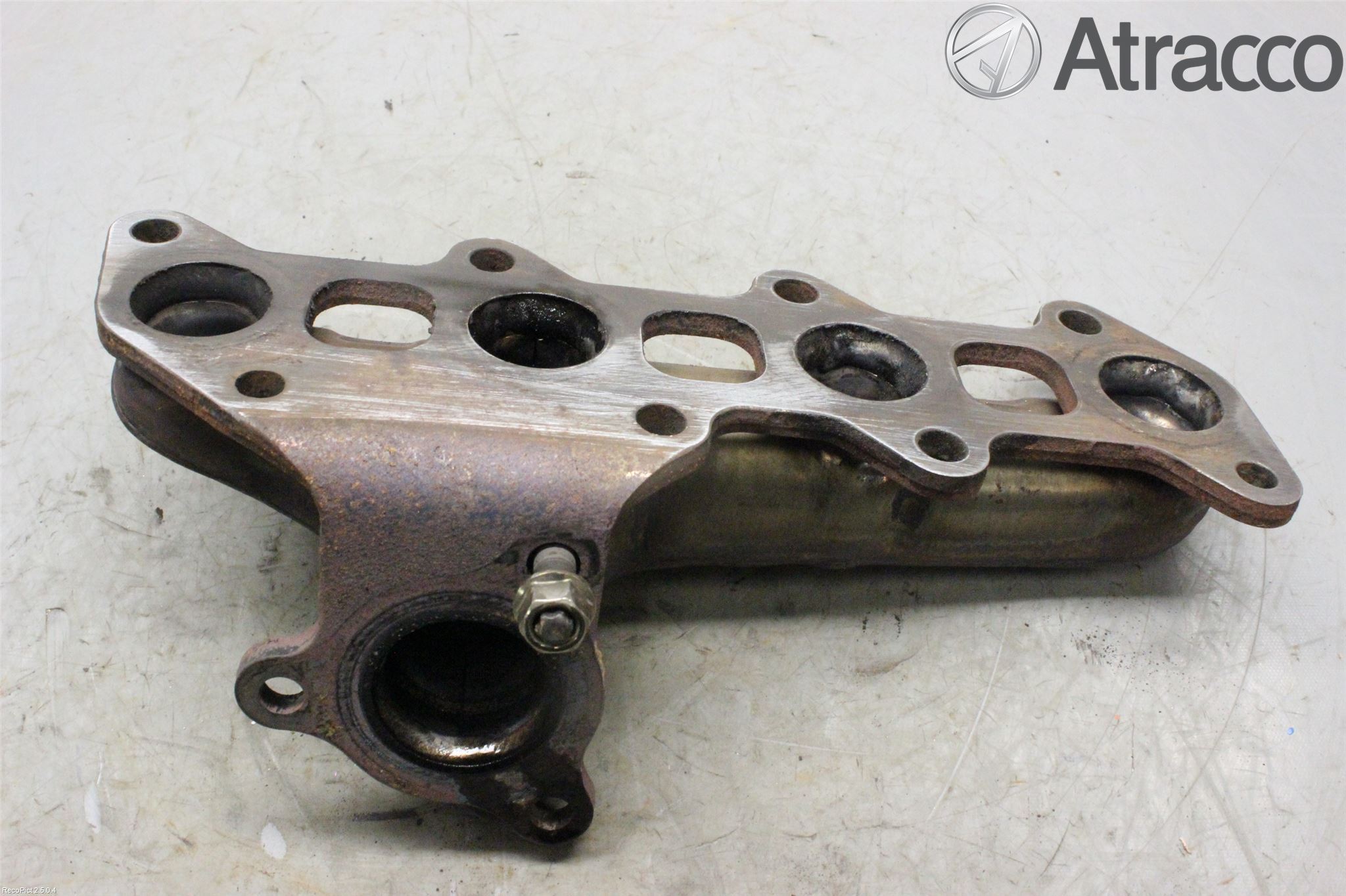 Toyota YARIS XP130 12-14 Eksosmanifold