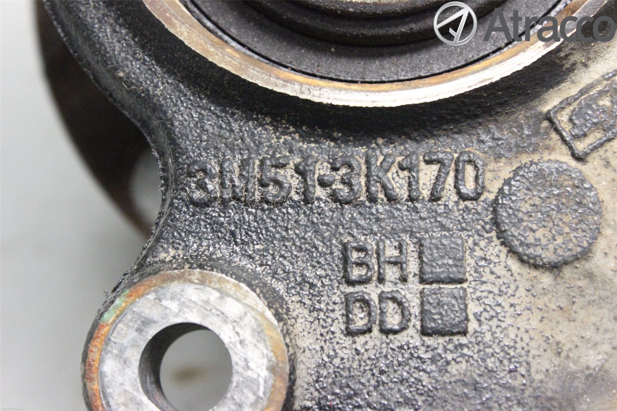 Ford FOCUS 08-11 Spindel Hf