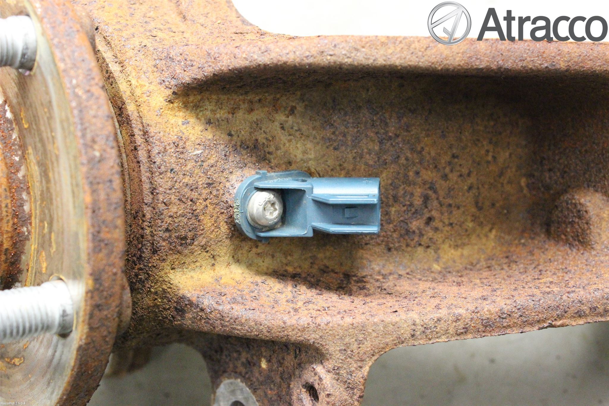 Ford FOCUS 08-11 Spindel Hf