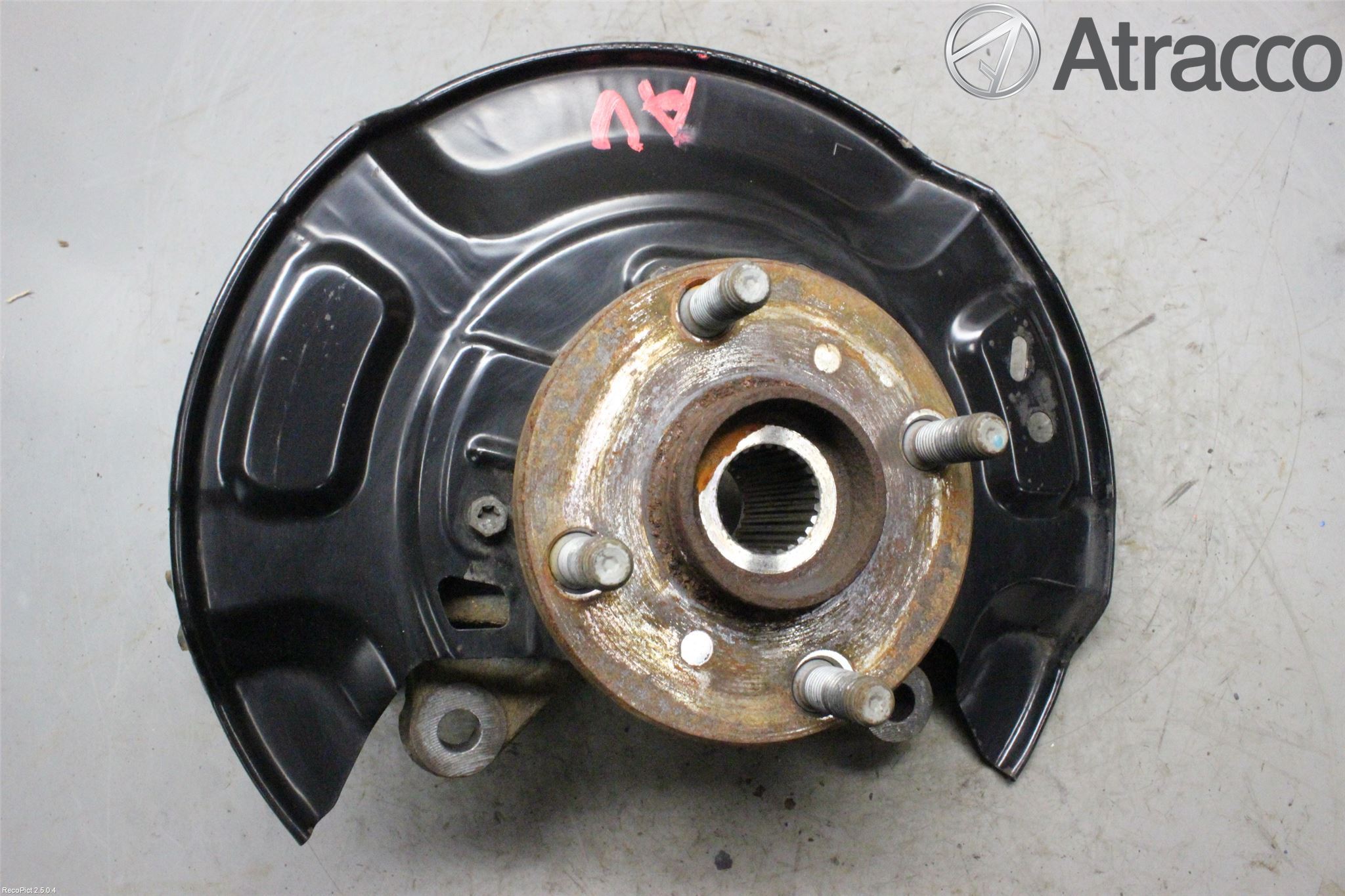 Toyota YARIS XP130 12-14 Spindel Vf