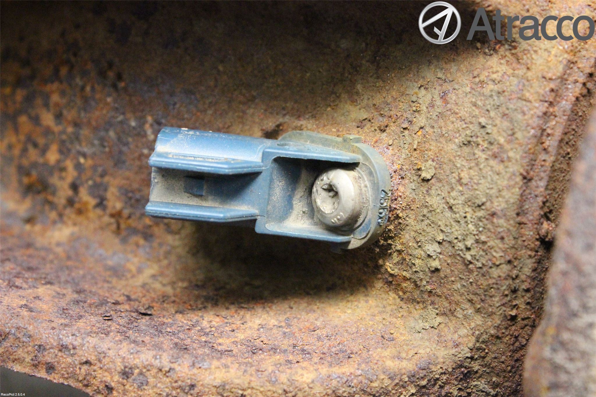 Ford FOCUS 08-11 Spindel Vf