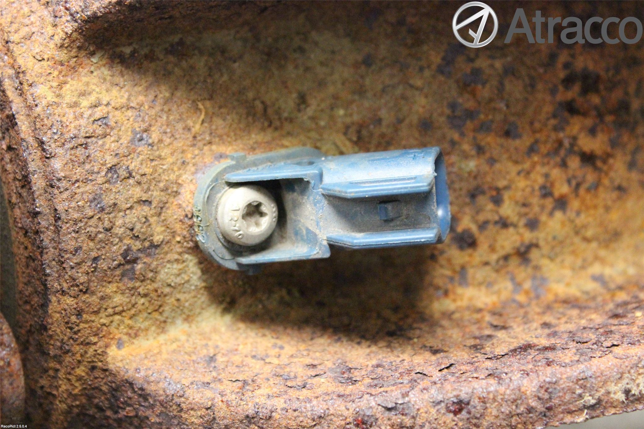 Ford FOCUS 08-11 Spindel Hf